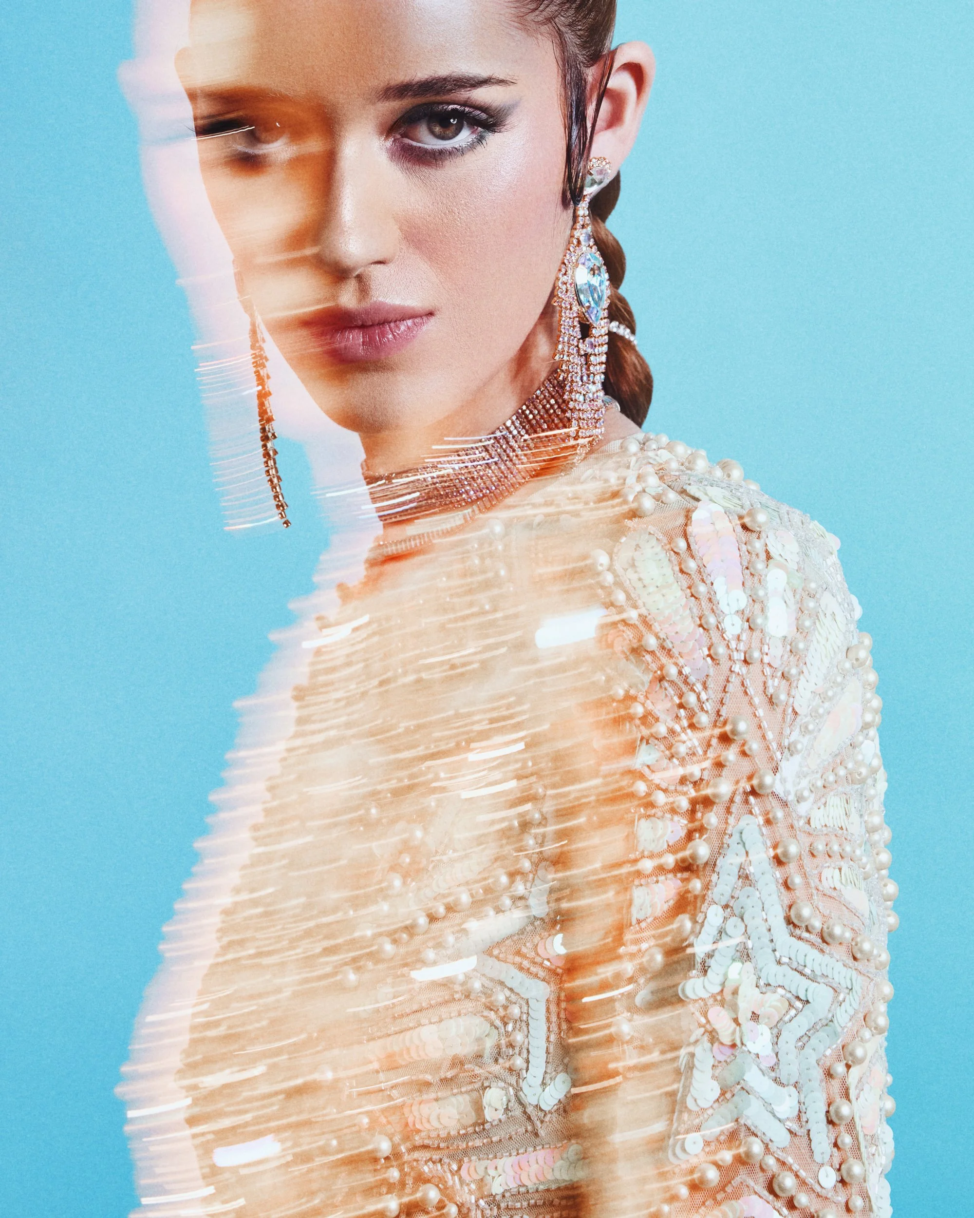 Photography by Sophie Traynor
Styling by Jennifer Hope
Hair & Makeup by Louise Monique
Model Alex Brogan