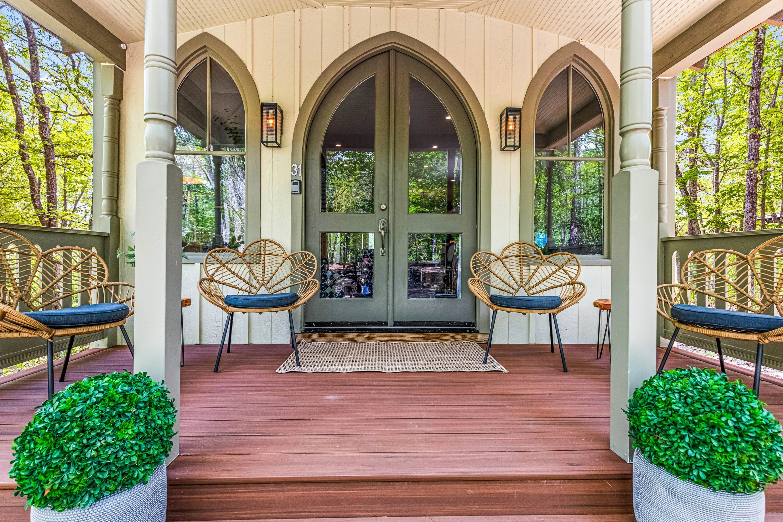 Spring Exteriors-34-small.jpeg
