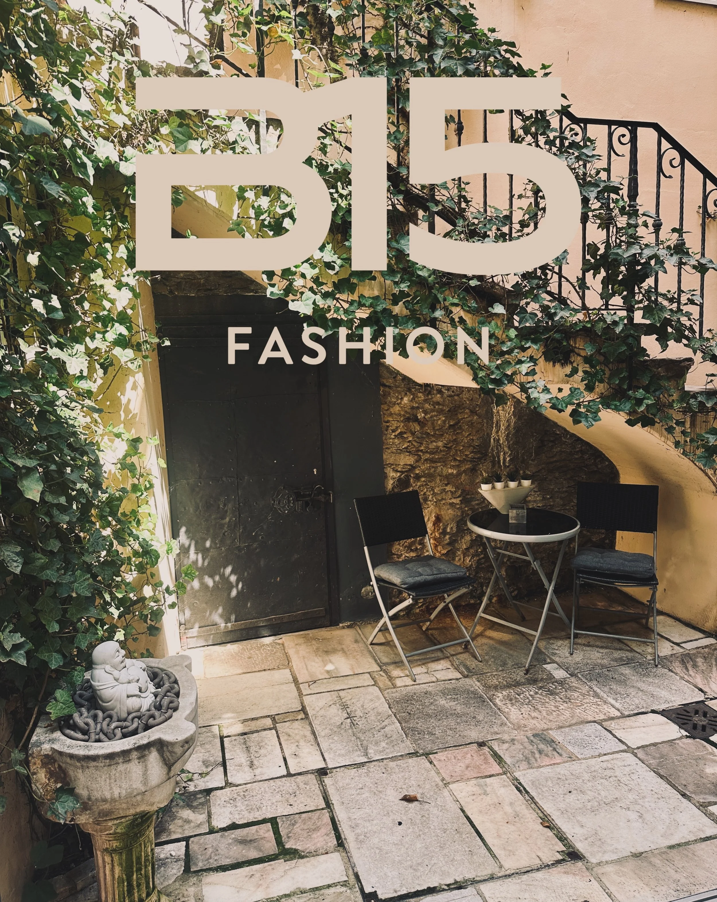 ✨ NEW ARRIVALS ✨

Die neue Kollektion von Golden Goose ist bei B15 Fashion eingetroffen.

Authentischer Luxus, ikonische Sneaker und l&auml;ssige Looks mit unverwechselbarem Charakter &ndash; f&uuml;r alle, die Individualit&auml;t lieben.

Entdecke d