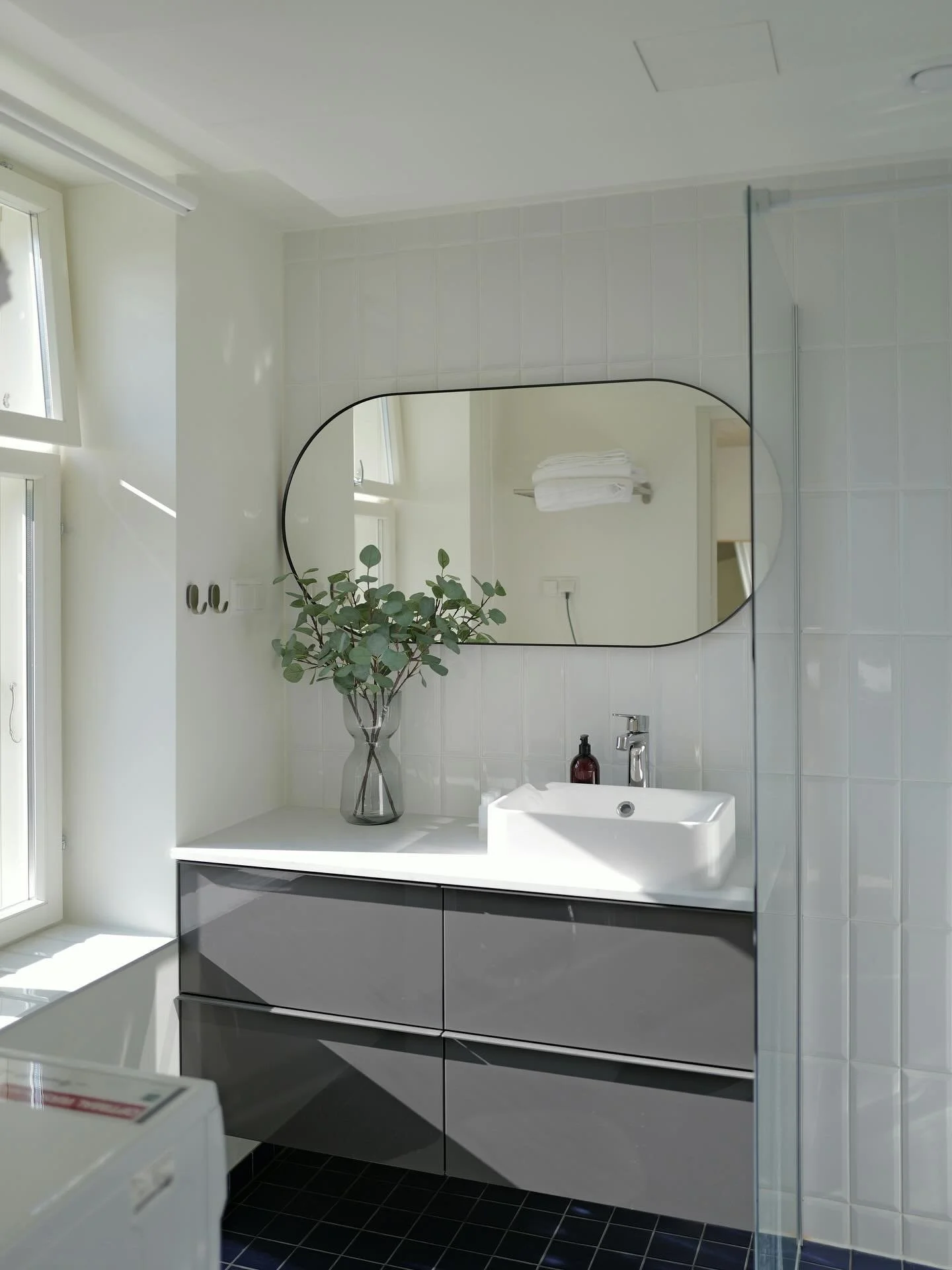 Start and end your day in a space you love. 🚿✨
Our bathroom remodels blend comfort, style, and function &mdash; custom-built to fit your lifestyle.

🛁 Spa-Inspired Designs | 🔧 Expert Tile Work | 💡 Smart Storage Solutions
📞 Transform your bathroo