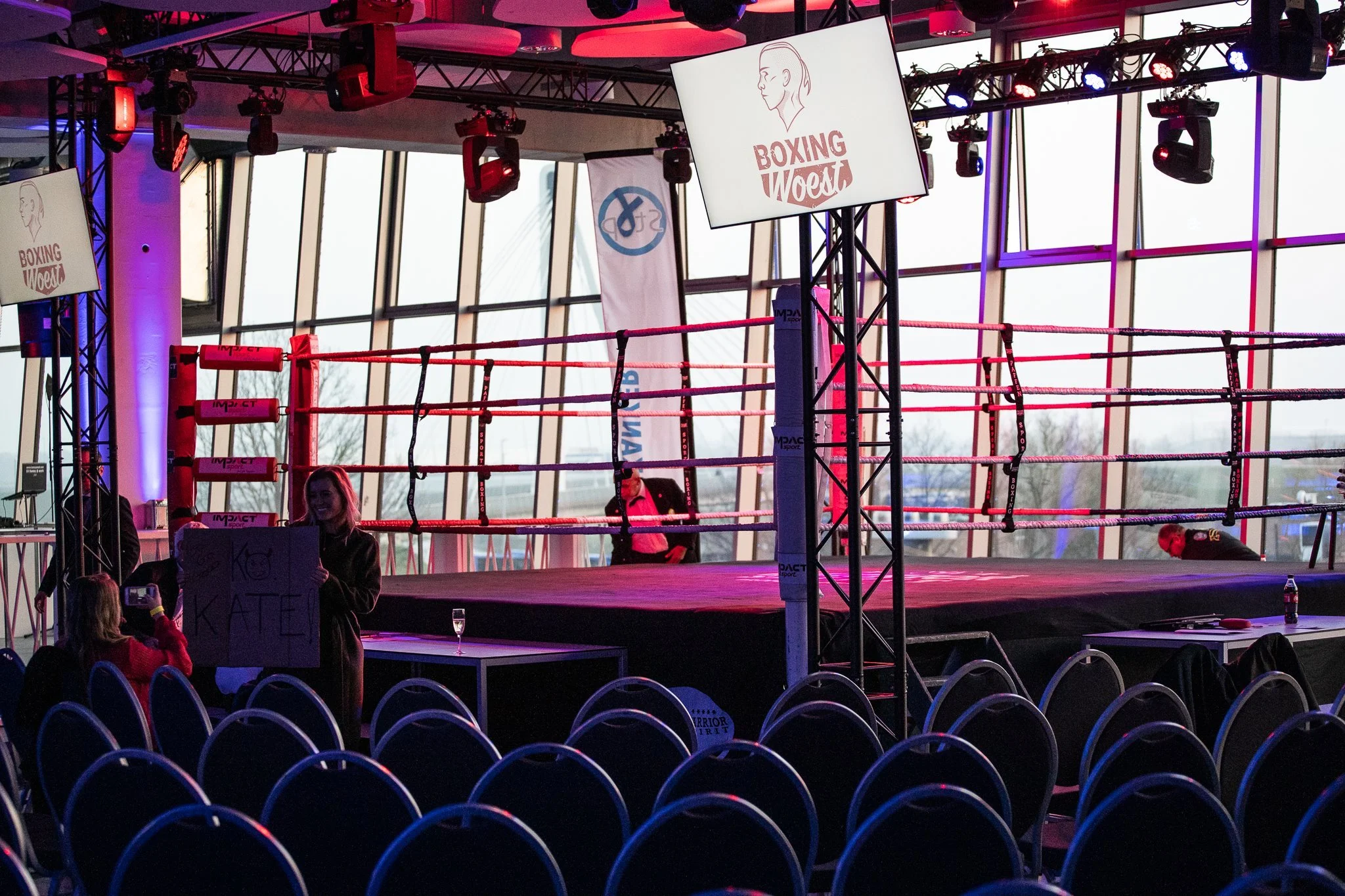 Boxe en salle de réunion