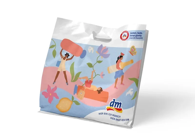 schaufenstergestaltung-bilder-slider-bild-2-plastiktasche.webp