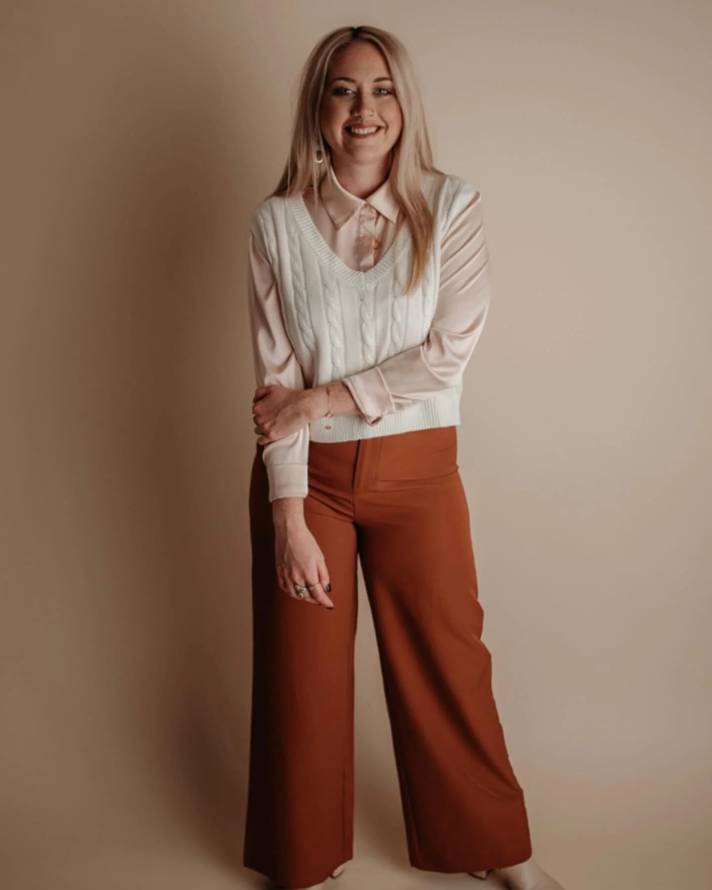 Had an amazing time doing a photoshoot with @itsphillipsphotography last month! ✨

Nikki is so much fun to work with and is incredibly talented. Using some of these amazing photos on my website, which will hopefully be ready to publish before the end