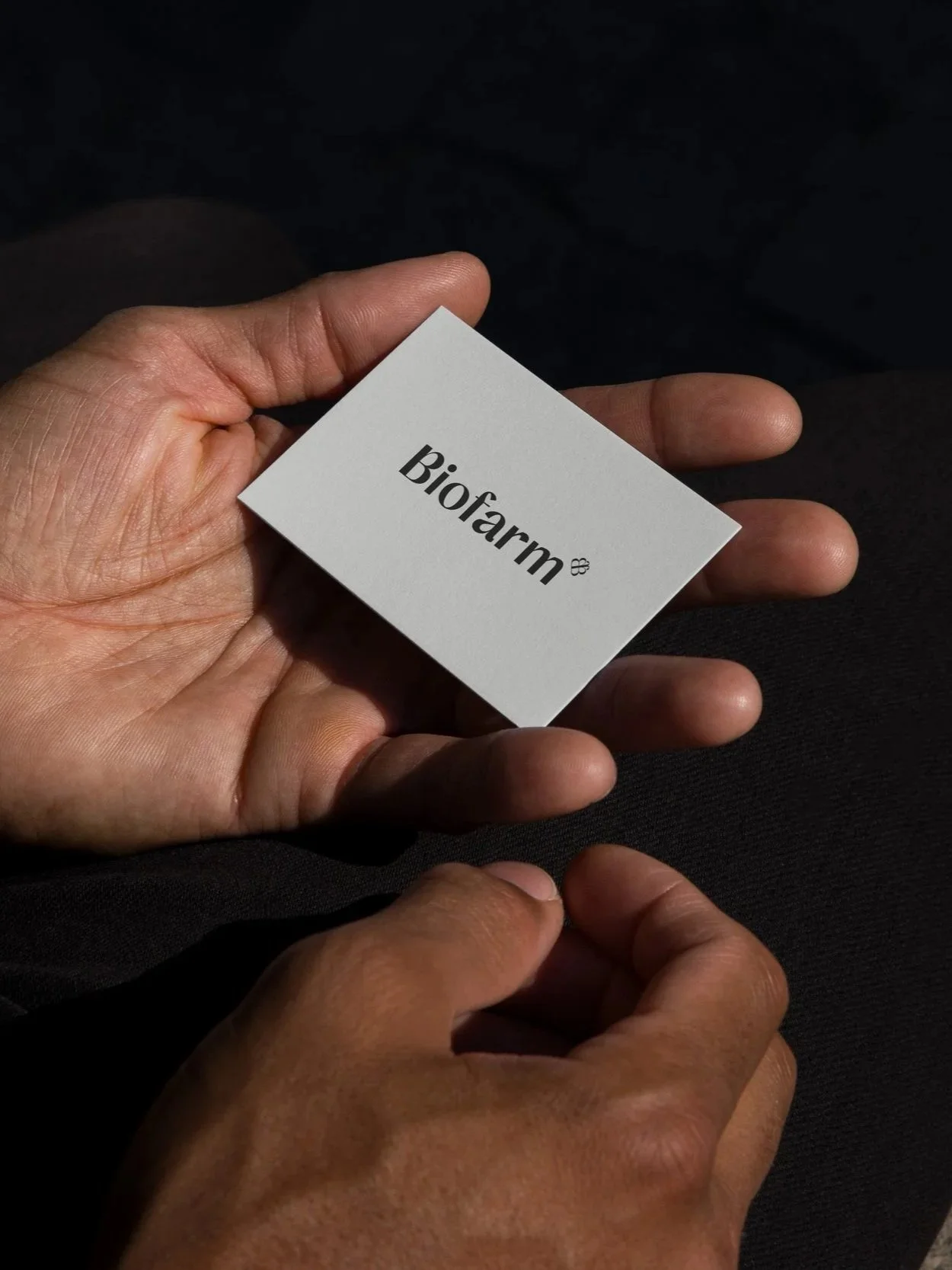 BUSINESSCARD1.jpg