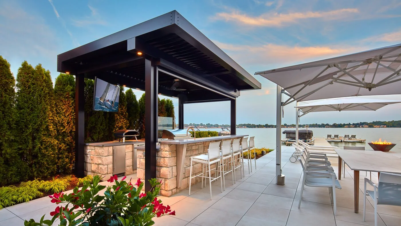 michael-dul-lakefront-entertaining-7.jpg