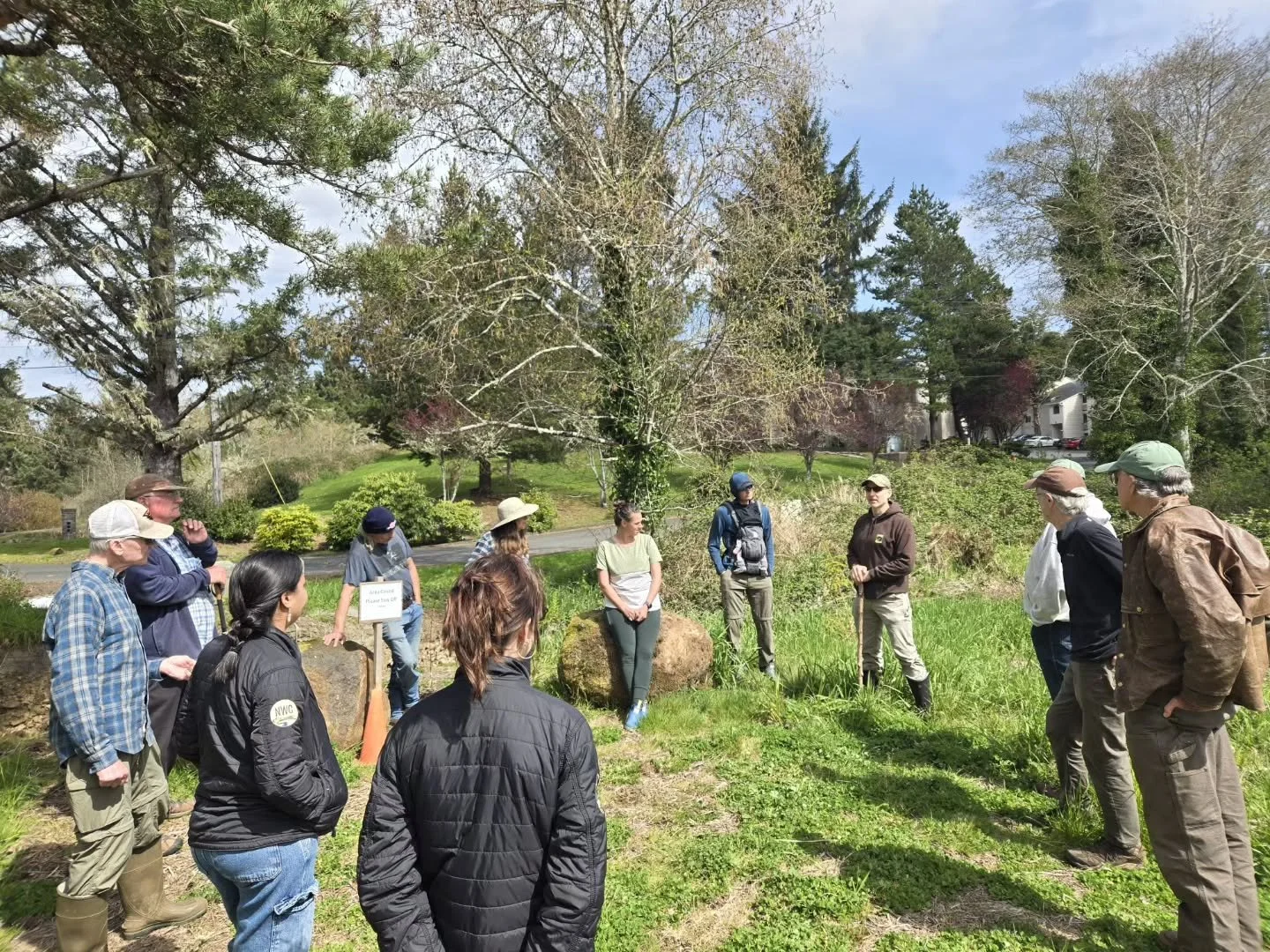 Last Friday was a beautiful day to be outside, checking fish habitat at Thompson Creek.

Derek Wiley, a Fish Habitat Restoration Biologist with @myodfw, guided us through the site and showed us what makes up good habitat for anadromous fish, which sp