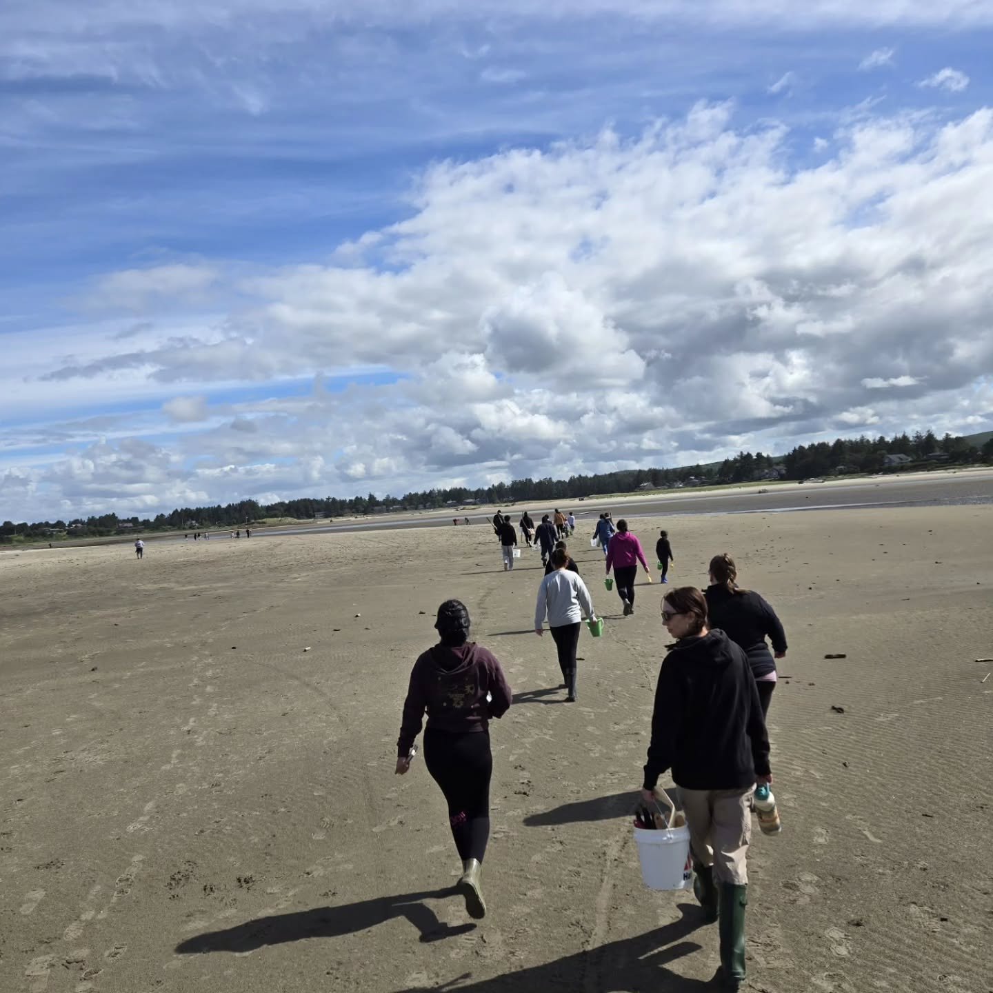 We had a blast on Sunday&rsquo;s free clamming day! 🏖️ Everyone learned how to find clams, dig for them, and clean them. As a reminder, if you&rsquo;re interested in getting your fishing or shellfish license, we can help. Thanks to all the participa