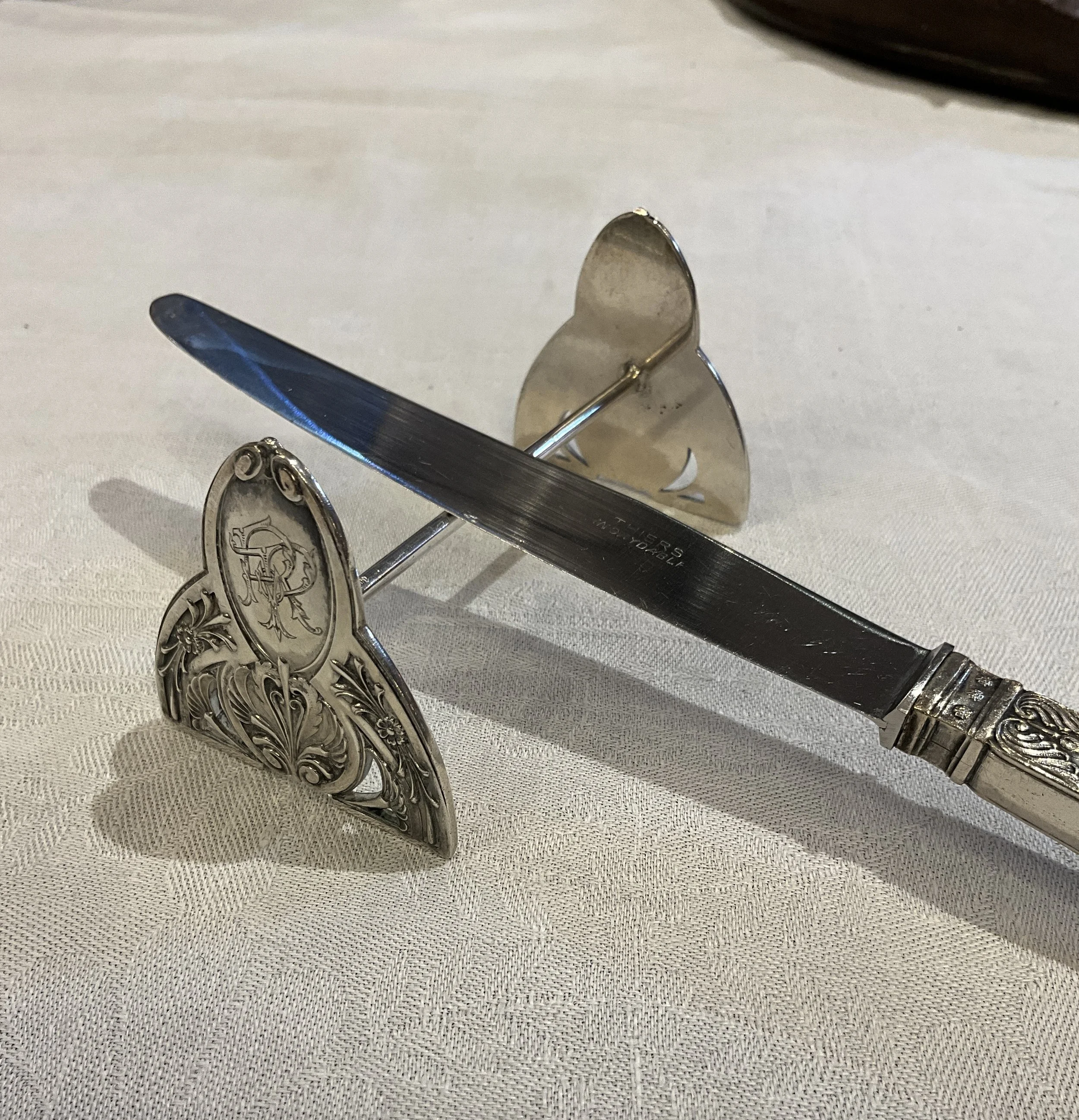 ST104 Lucullus Antiques Continental Antique Large Plated Silver Knife Rests, Set of Ten-6.jpg