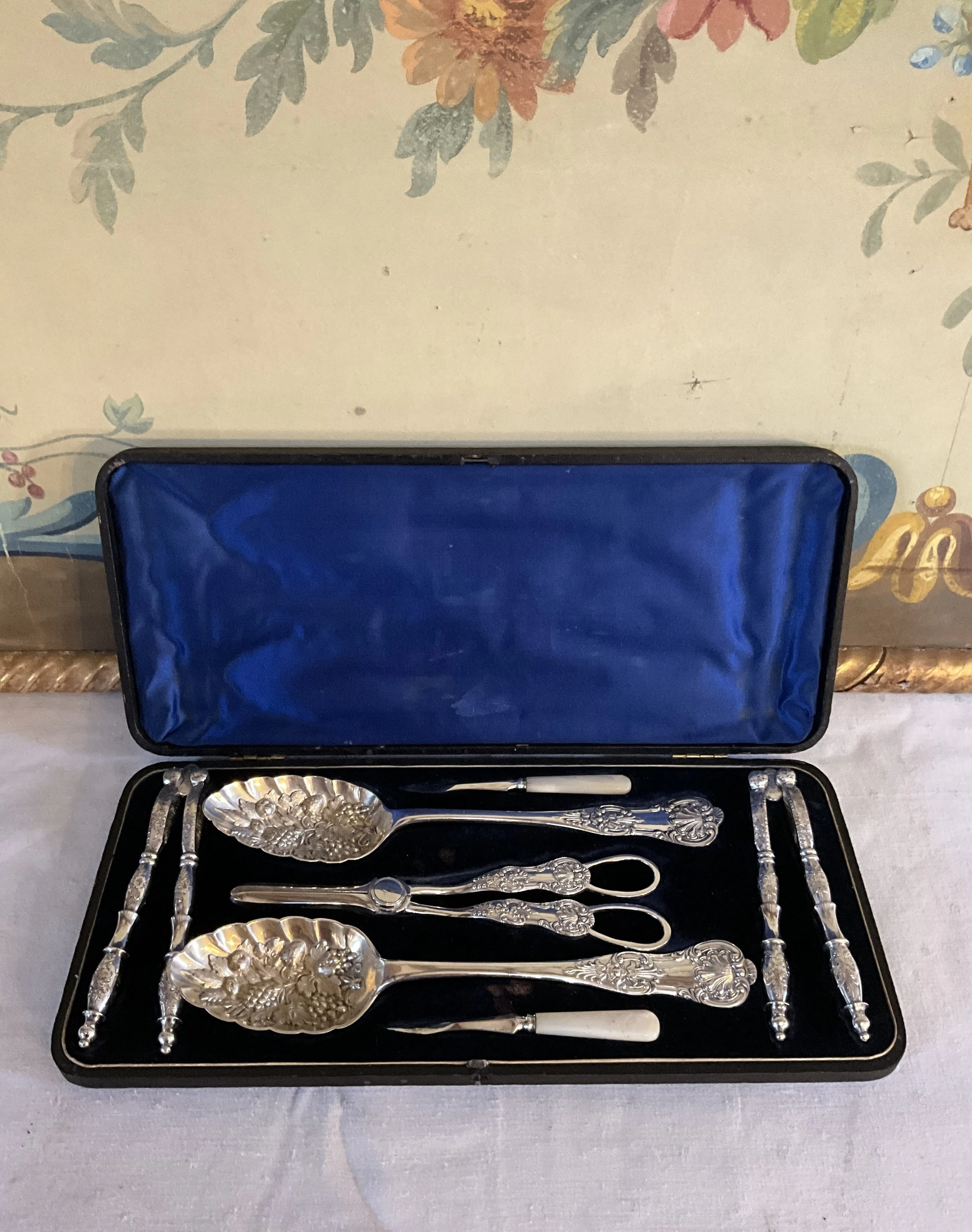 Lucullus Antiques English Antique Victorian Silver Fruit Service