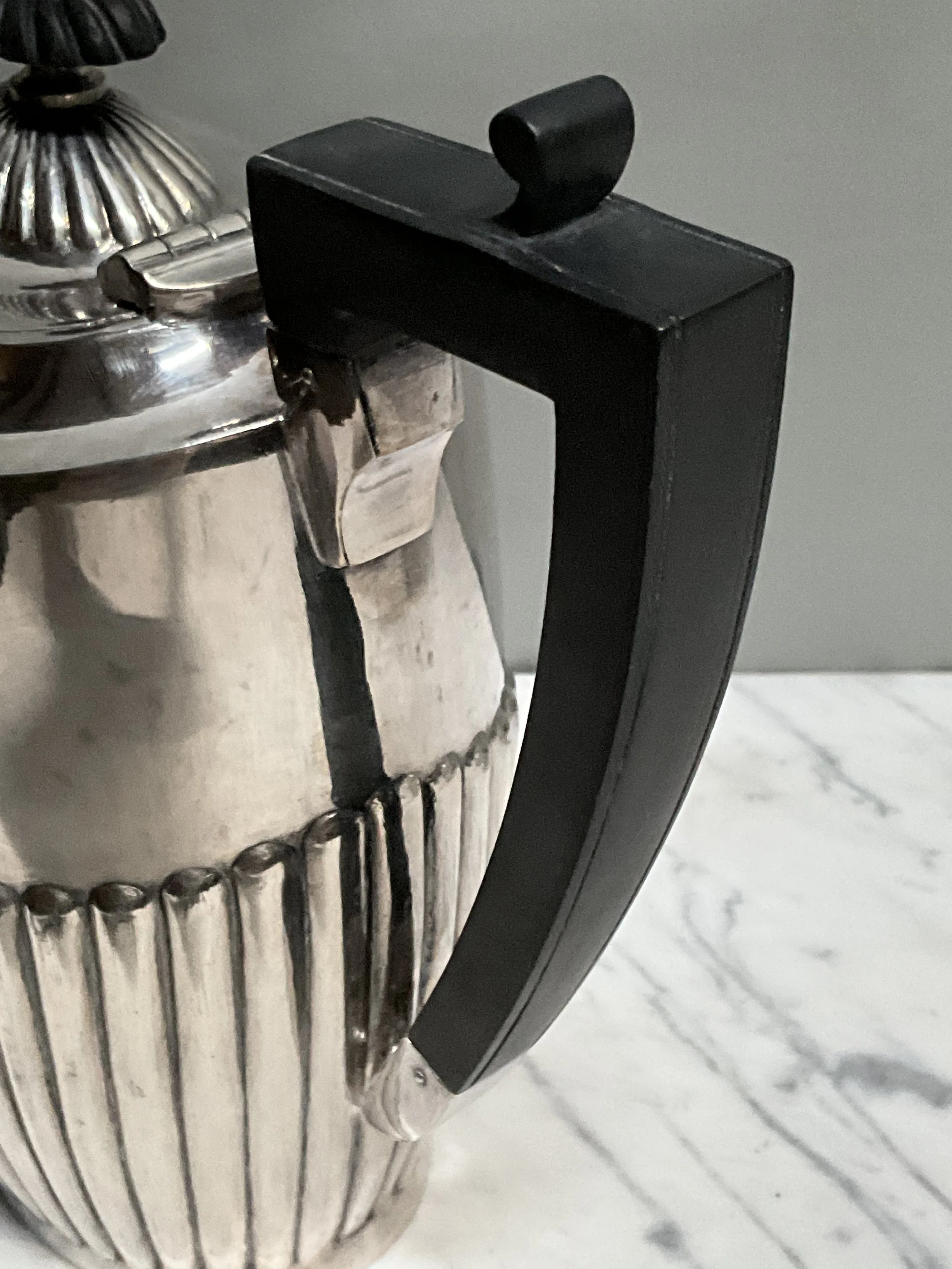 Lucullus Antiques English Antique 19th Century Plated Silver Teapot