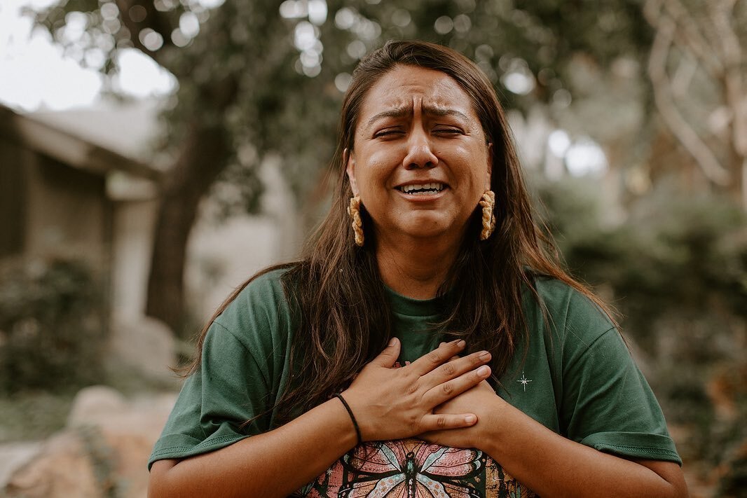 When I was a child, the world couldn&rsquo;t hold me. I&rsquo;ve learned to look for and create spaces that can. Beginning with my own heart. 

Some images from Inner Teen Retreat with @rooted_in_reflection 🌈🌈🌈 This is what my inner work has lead 