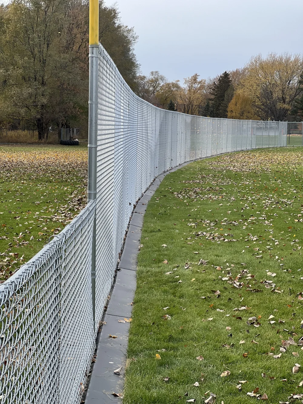 Commercial — Underfence
