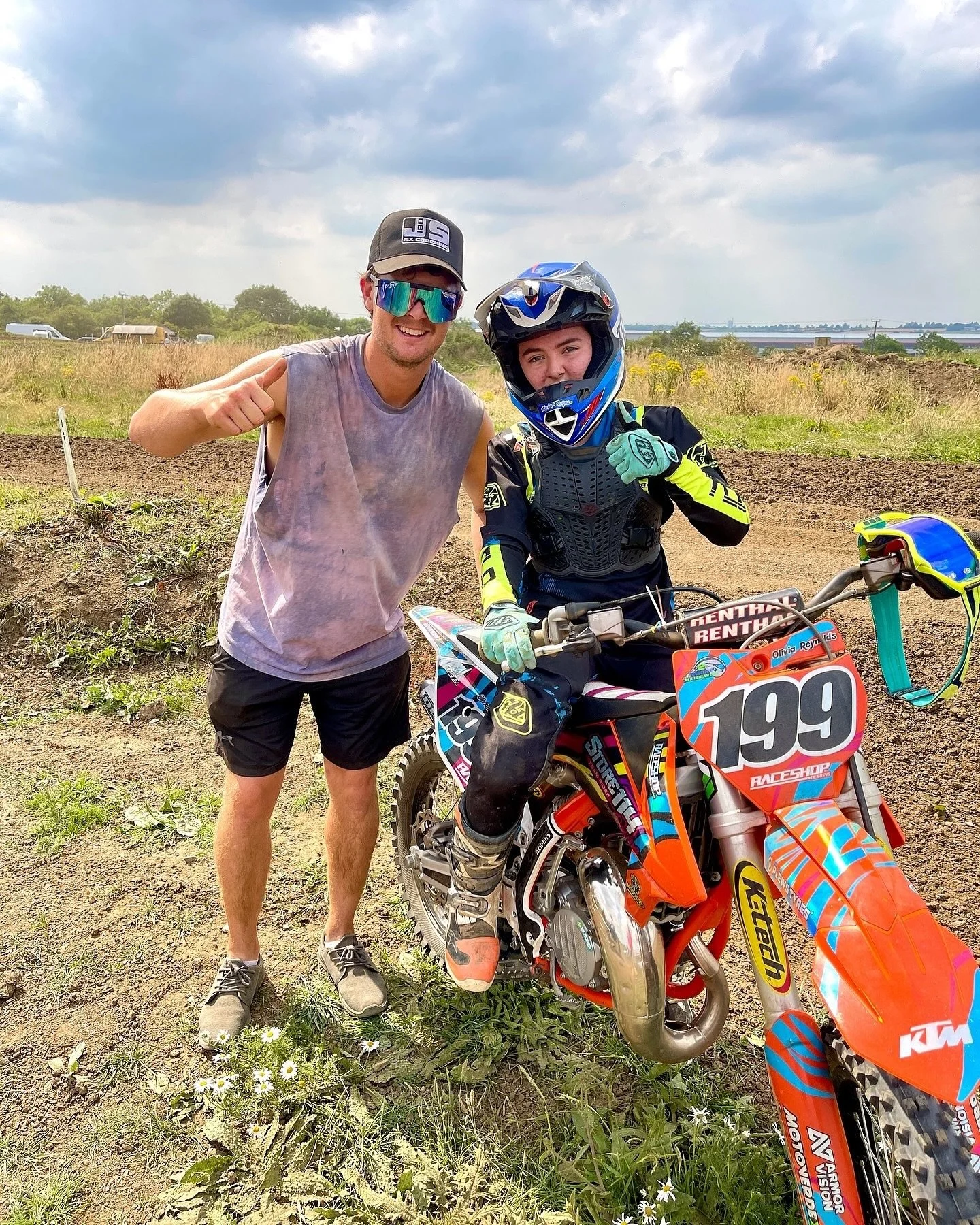 Really enjoying coaching @olivia199reynolds on a regular basis! For those that have followed us for a long time it all started back in 2018 before Olivia had even been behind a start gate on her 50! 😲👧

Continues to impress 6 Years later &amp; with