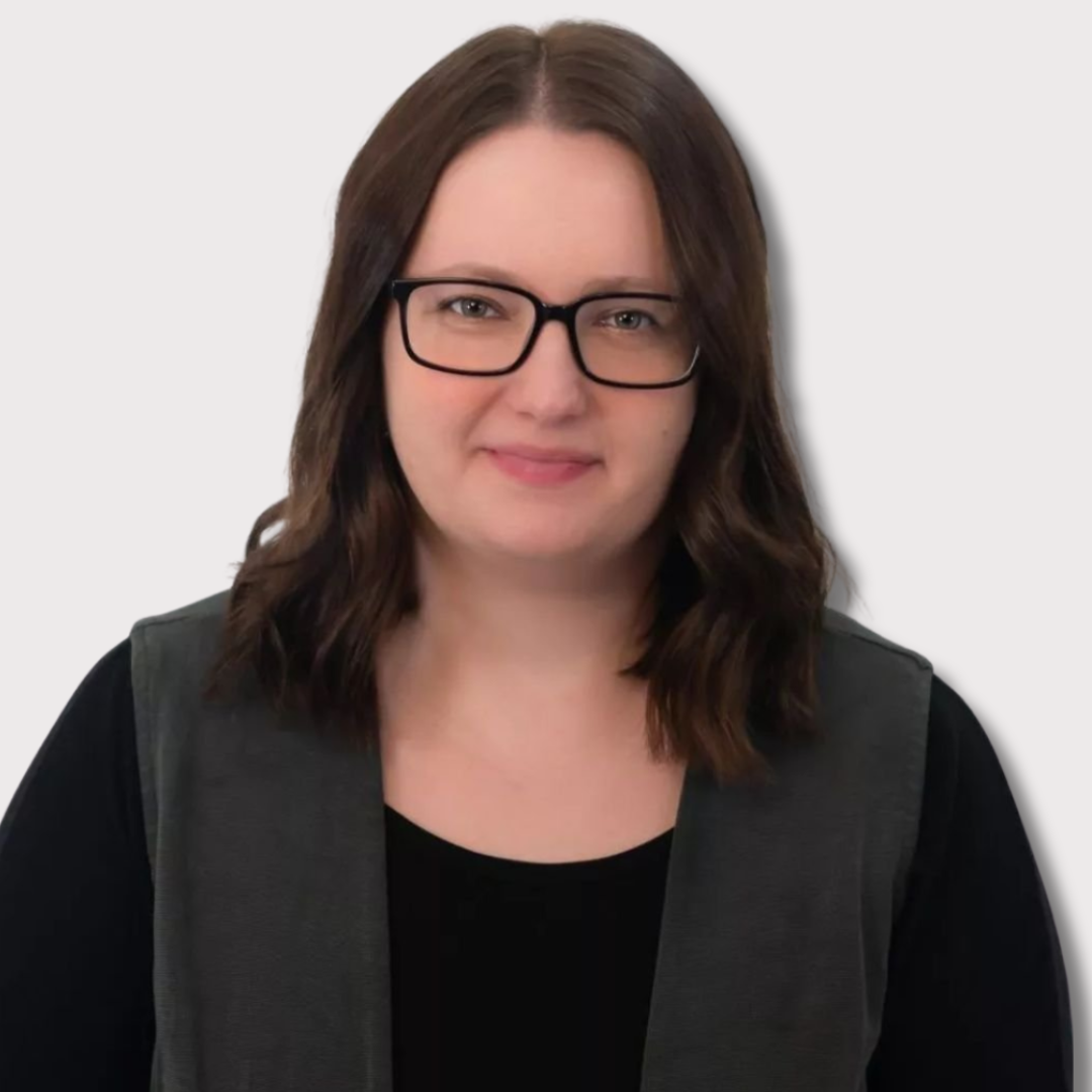 Anna Szalacha.png