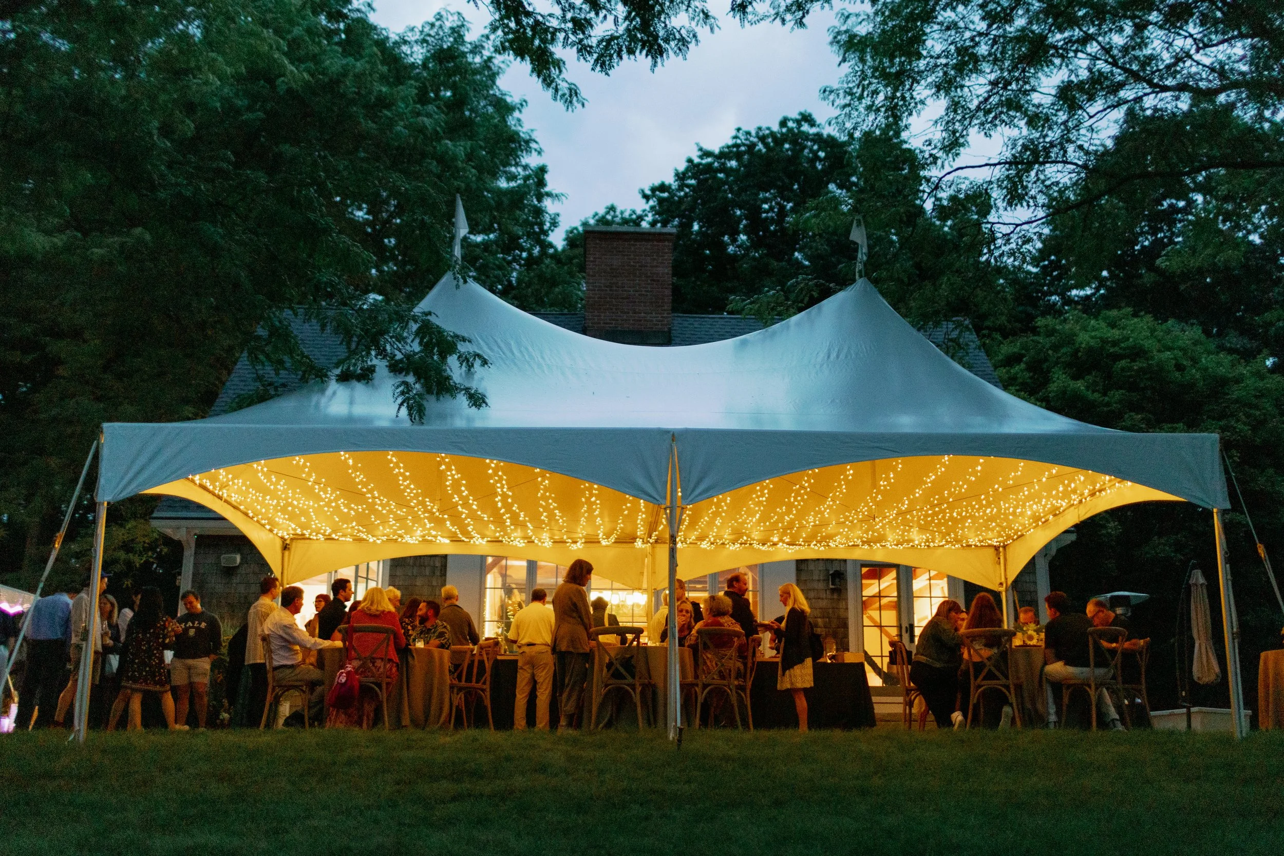 twinkle lights in pole free tent