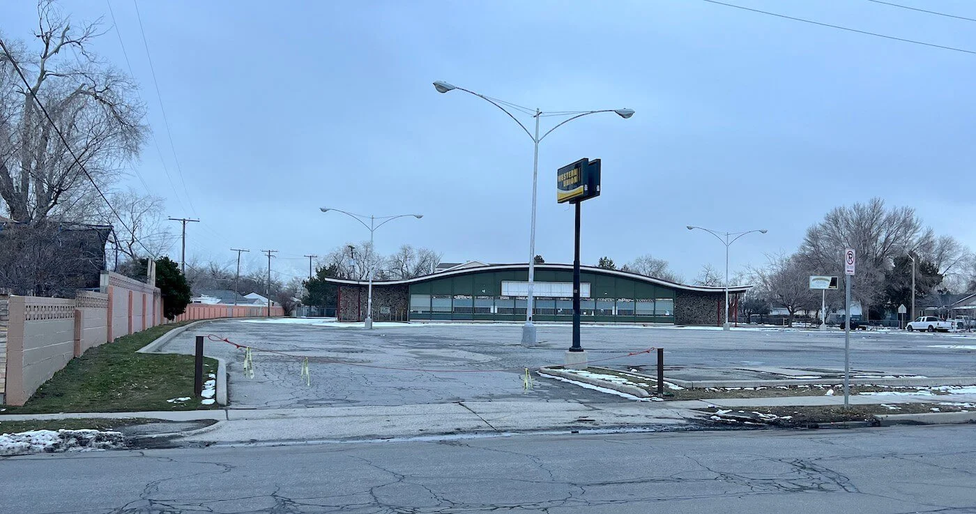 Photo of Tejada parking lot and building.