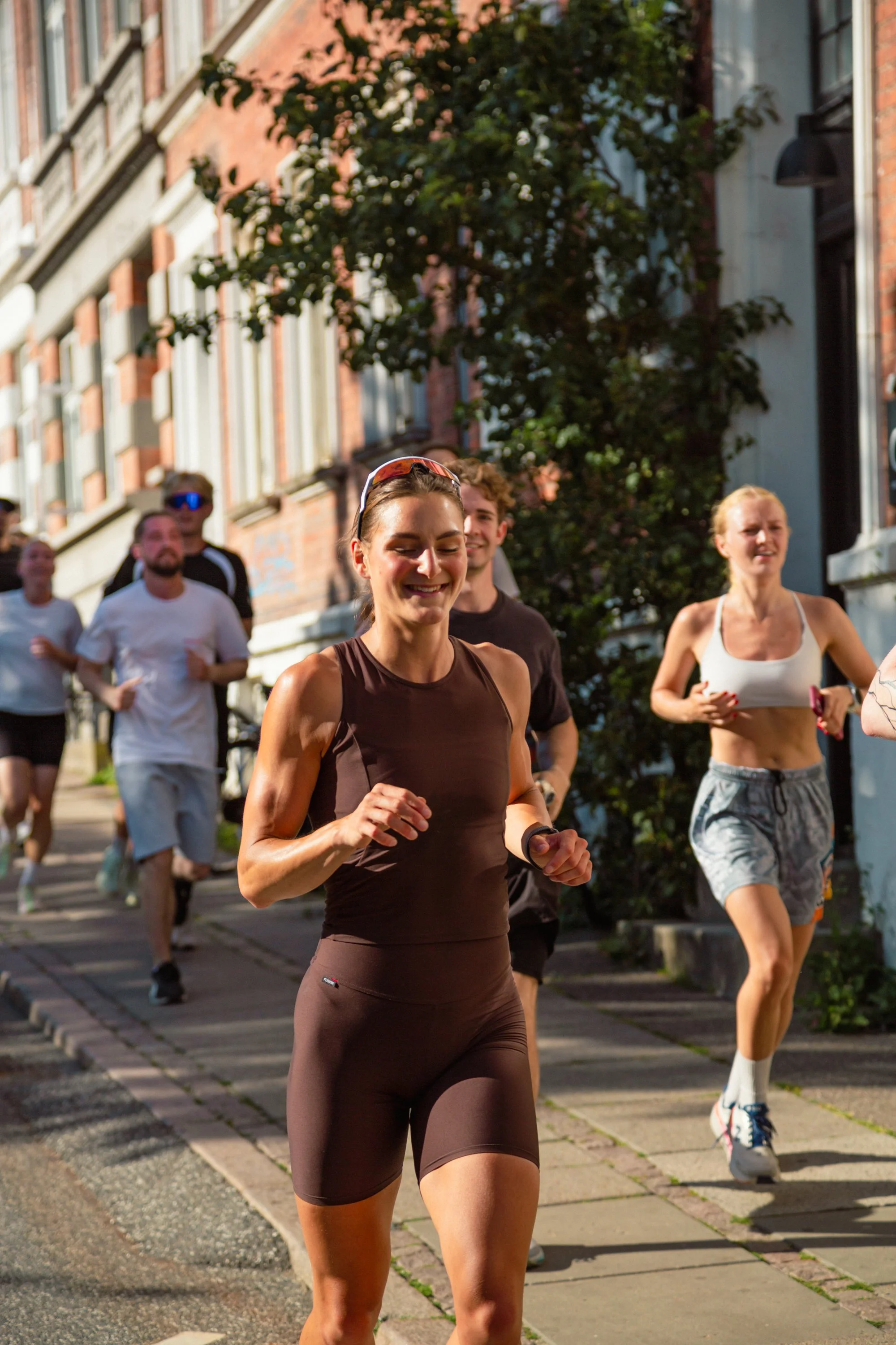 Aioss-breadhead-runclub-web-2.jpg