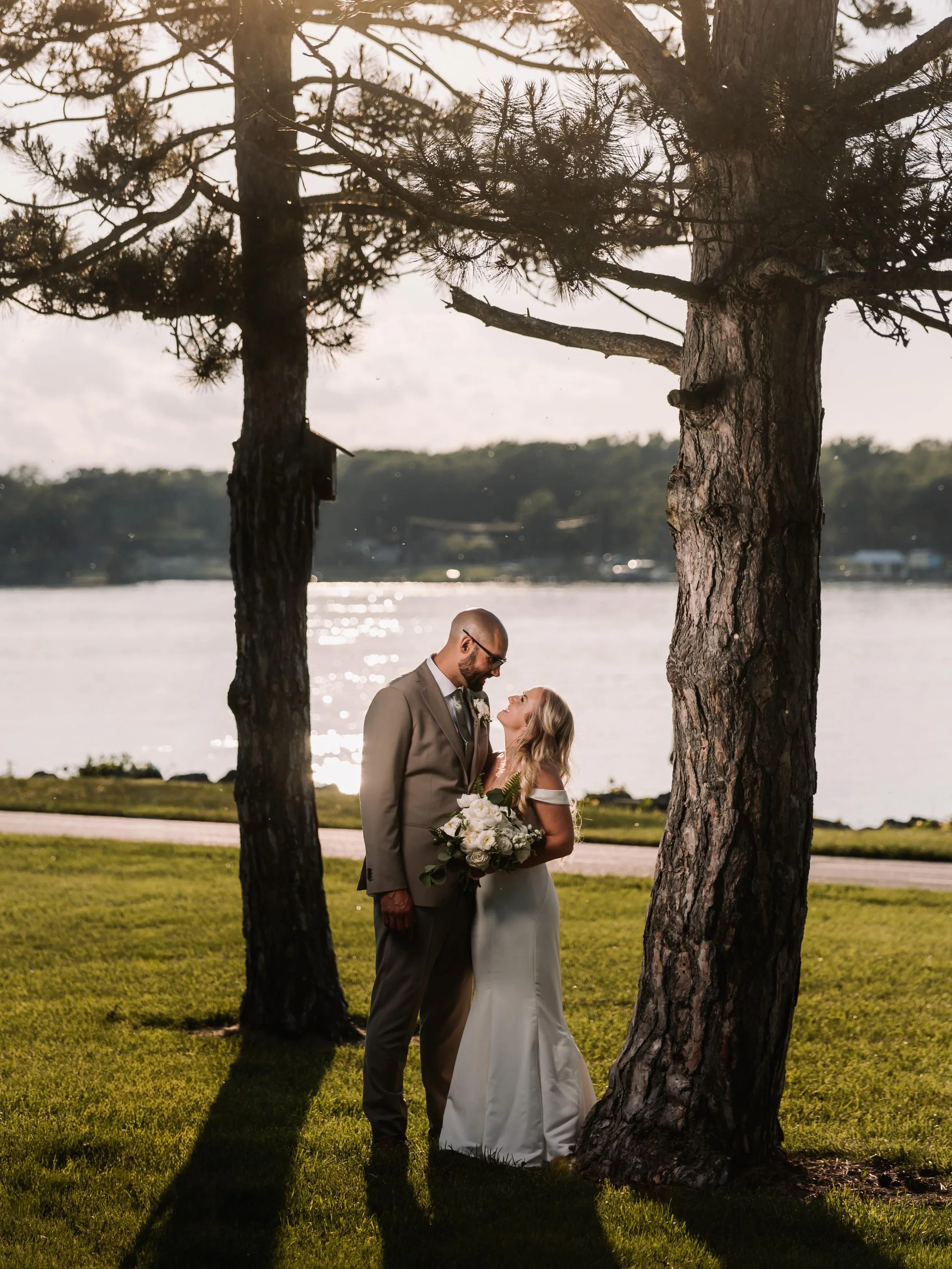 Jacqueline and Dan💍

What a beautiful night at the Niawanda Pavilion!