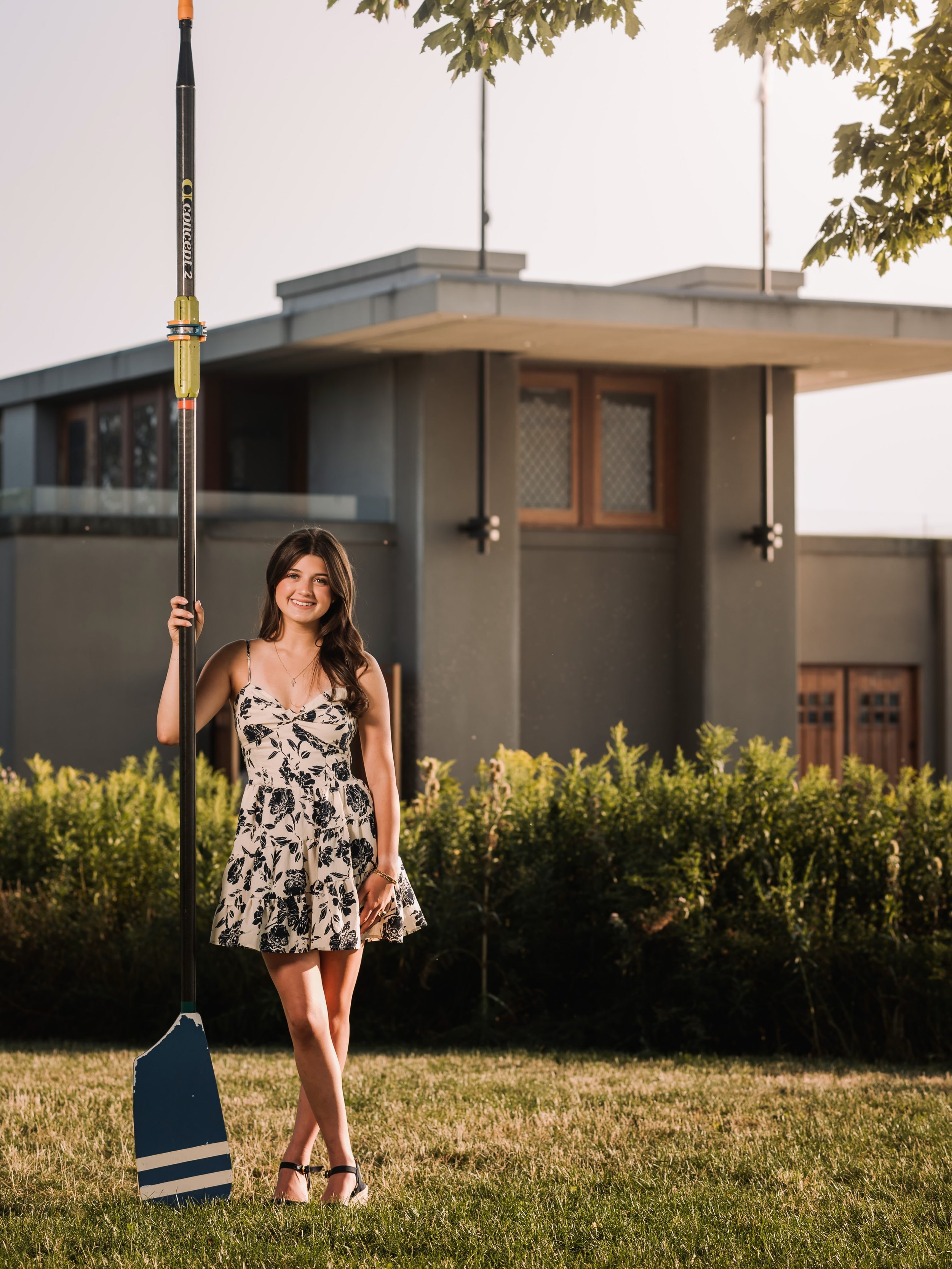 Anna | Class of 2027 

Such a fun senior session at the West Side Rowing Club, incorporating a place that&rsquo;s been such a big part of Anna&rsquo;s high school experience. 

Still booking Class of 2027 senior sessions!