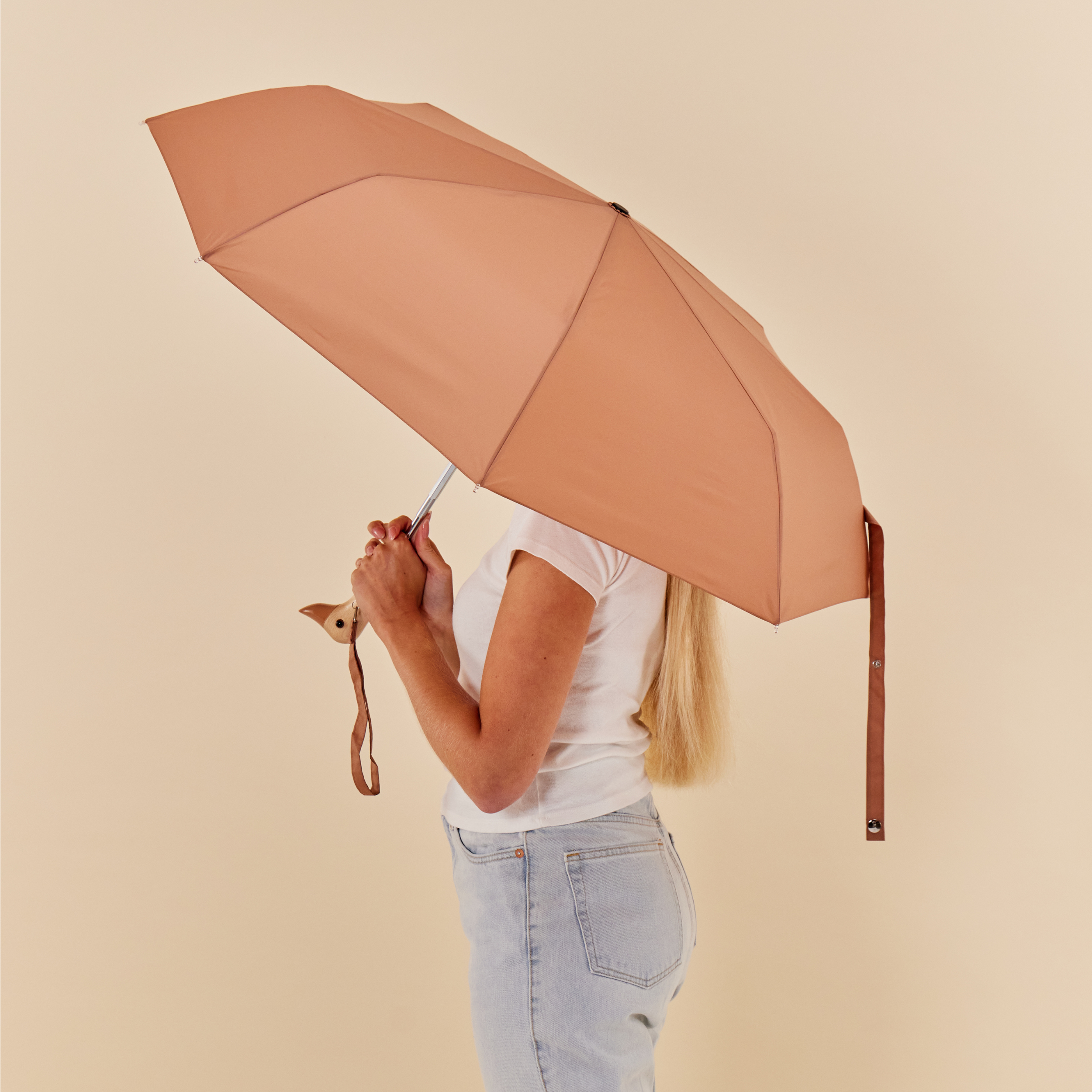 original-duckhead-mocha-mousse-duck-umbrella (6).png
