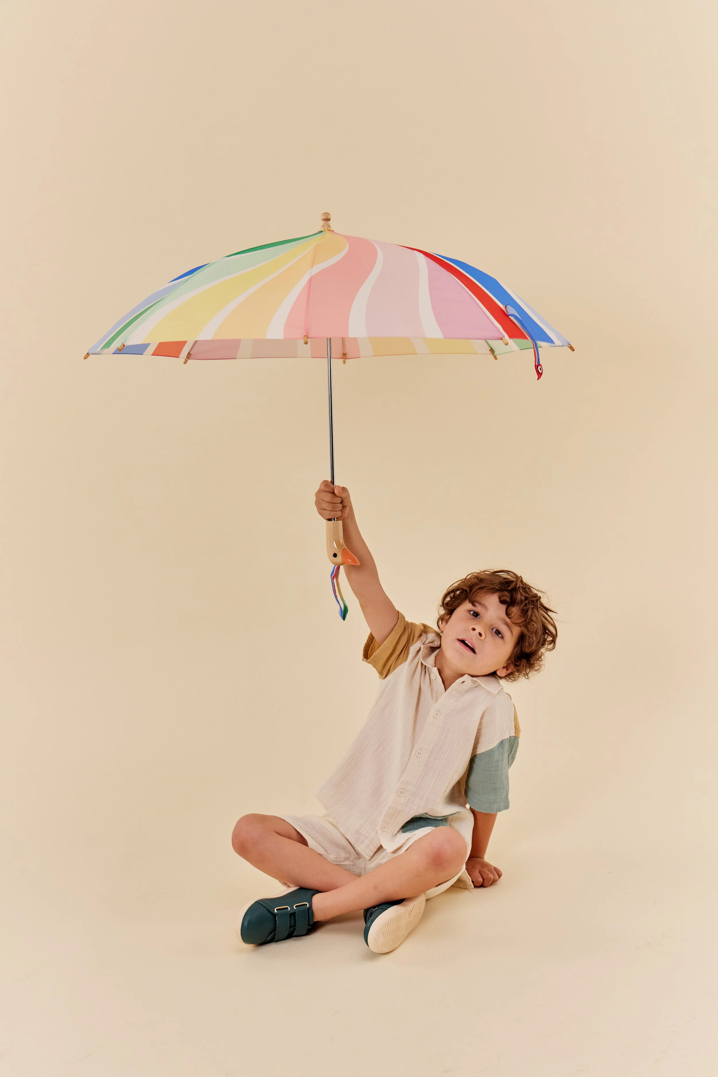 original-duckhead-meri-meri-rainbow-stripes-childrens-duck-umbrella(4).jpg