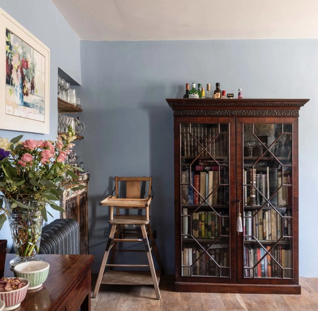 dining rom cabinet wall.jpg