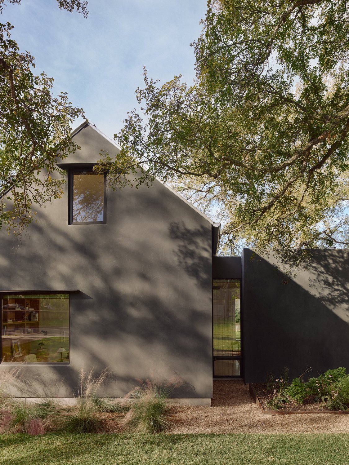 front13623-secondary.jpg