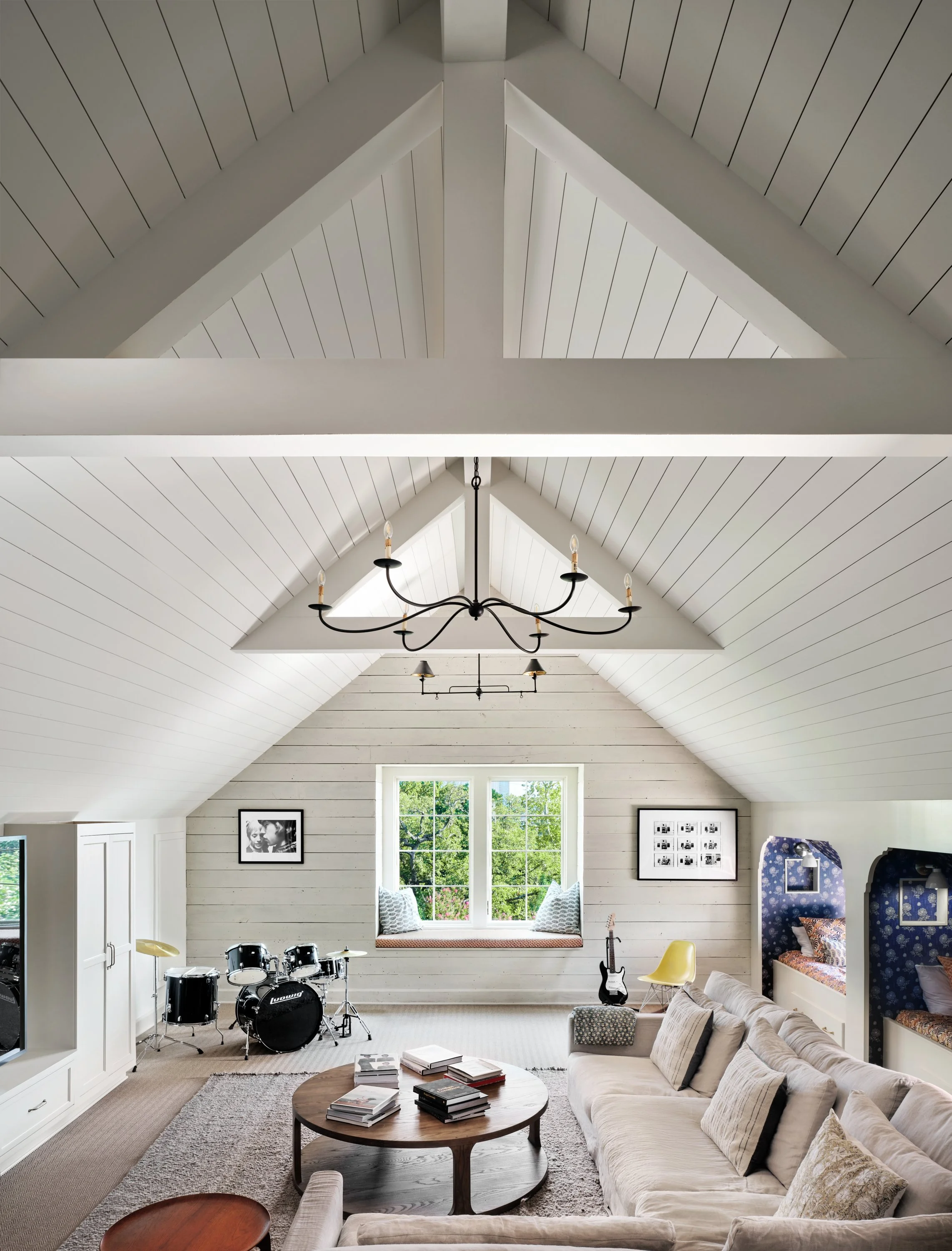 SAS_06_28_23_Attic Lounge_001.jpg