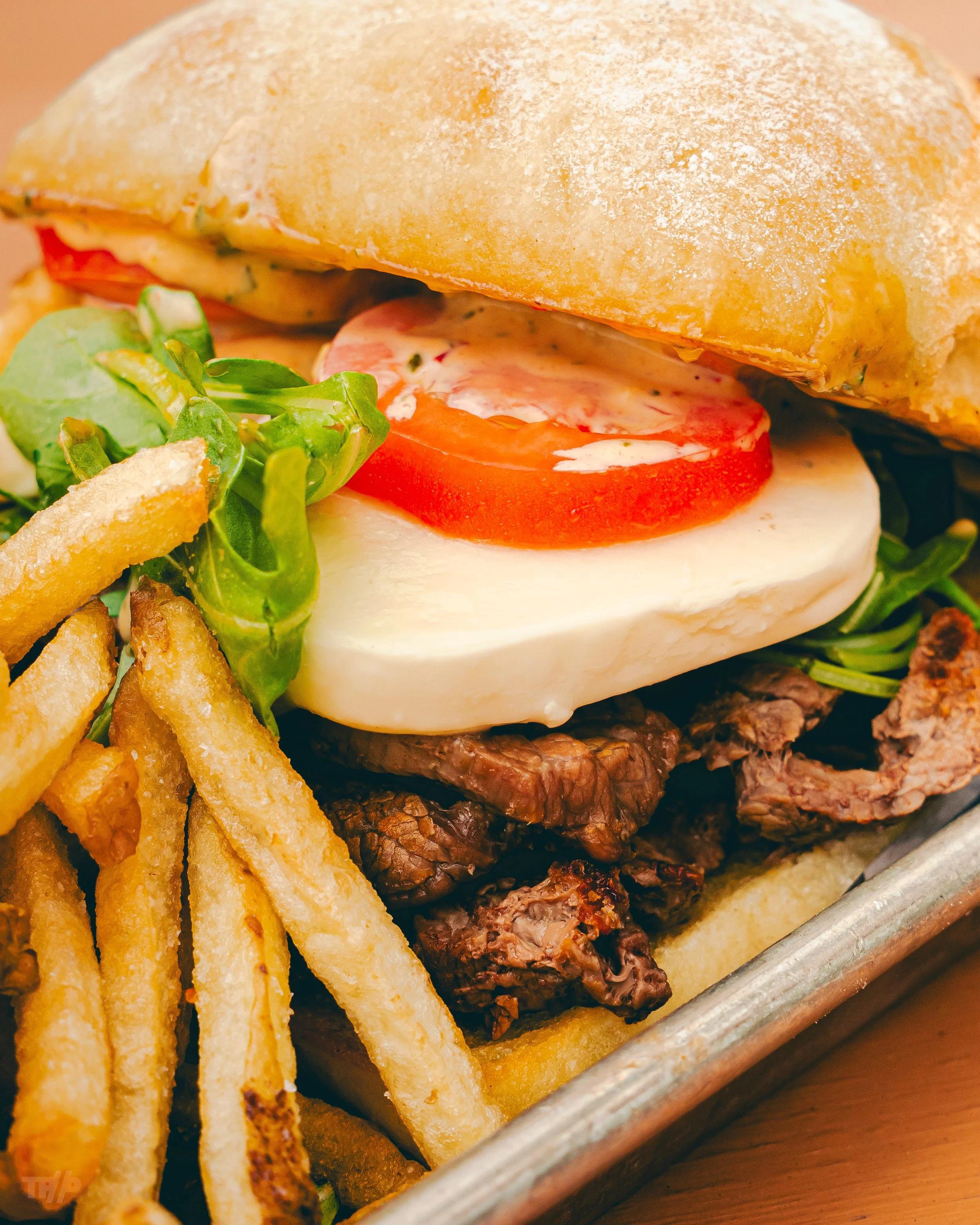 [ FOURSCORE ] steak sandwhich-2.jpg