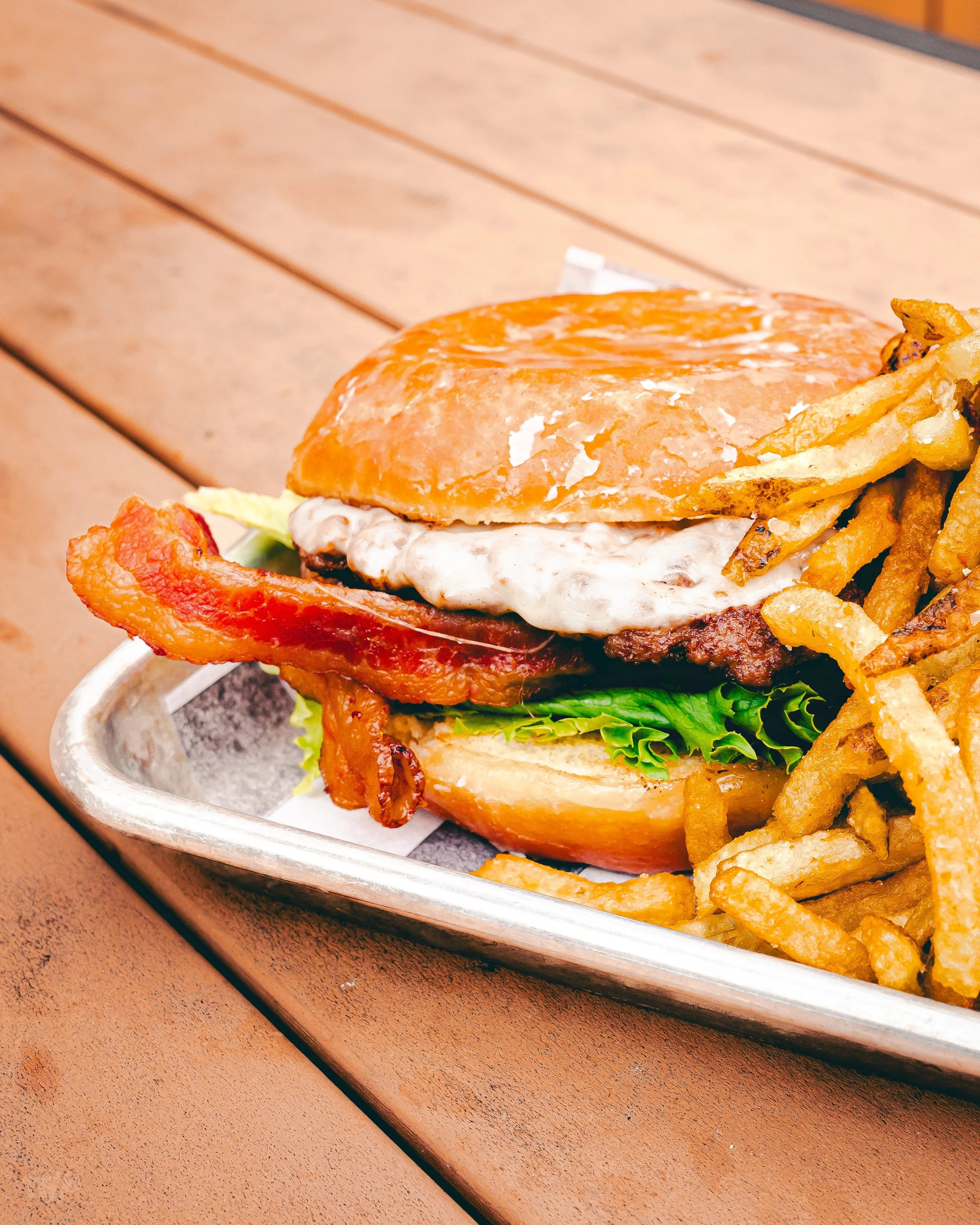 [ FOURSCORE ] donut burger food special 1-1.jpg