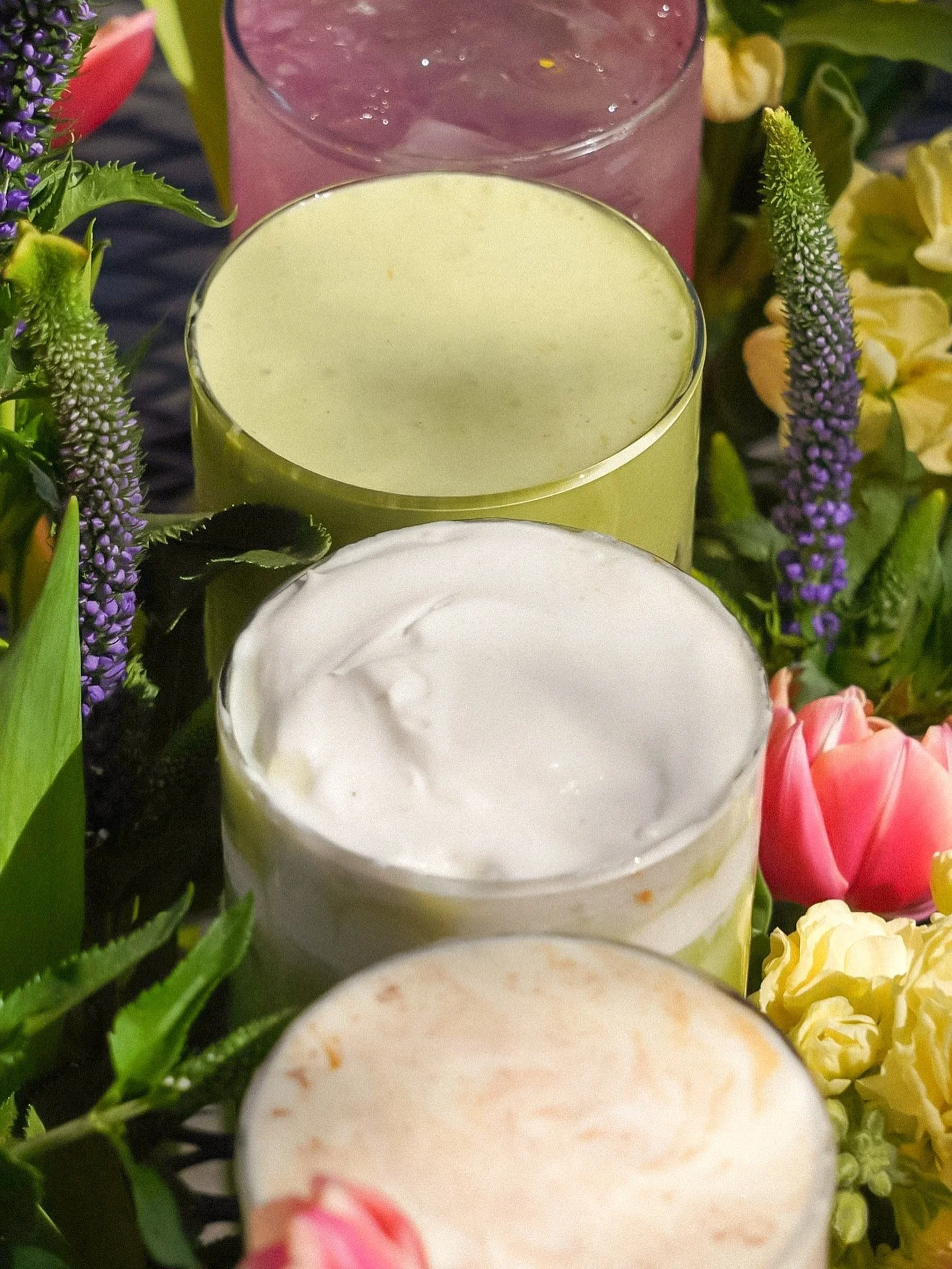 perfect weather for one of our spring drinks🤗🌷☀️

Have you tried them yet?🌟