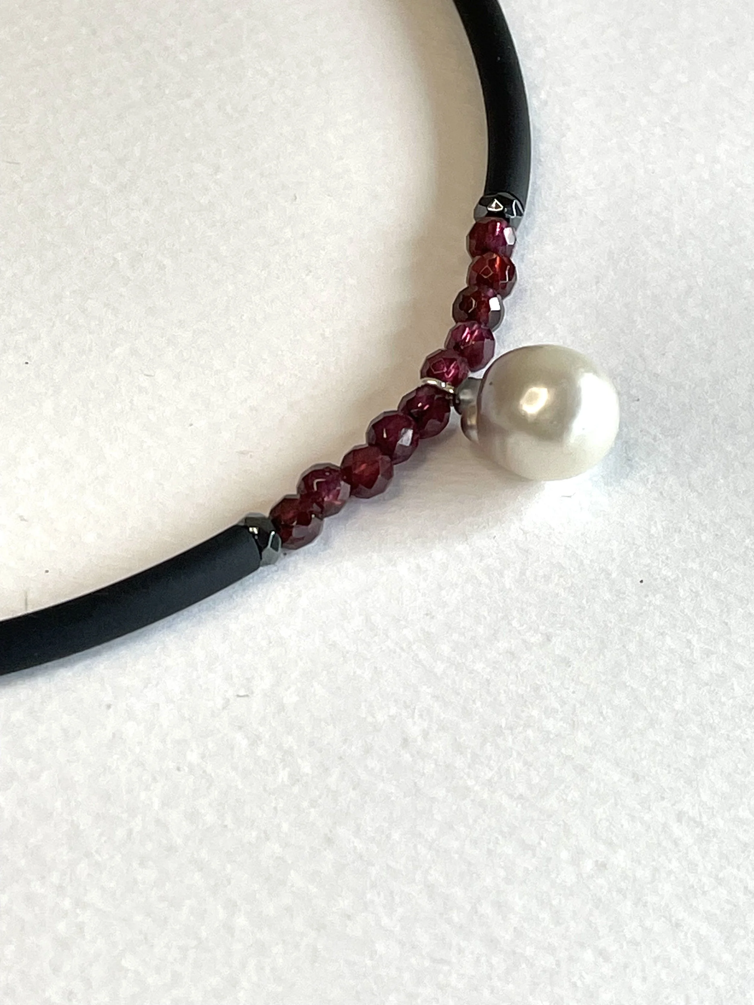 Pearl and Garnet necklace