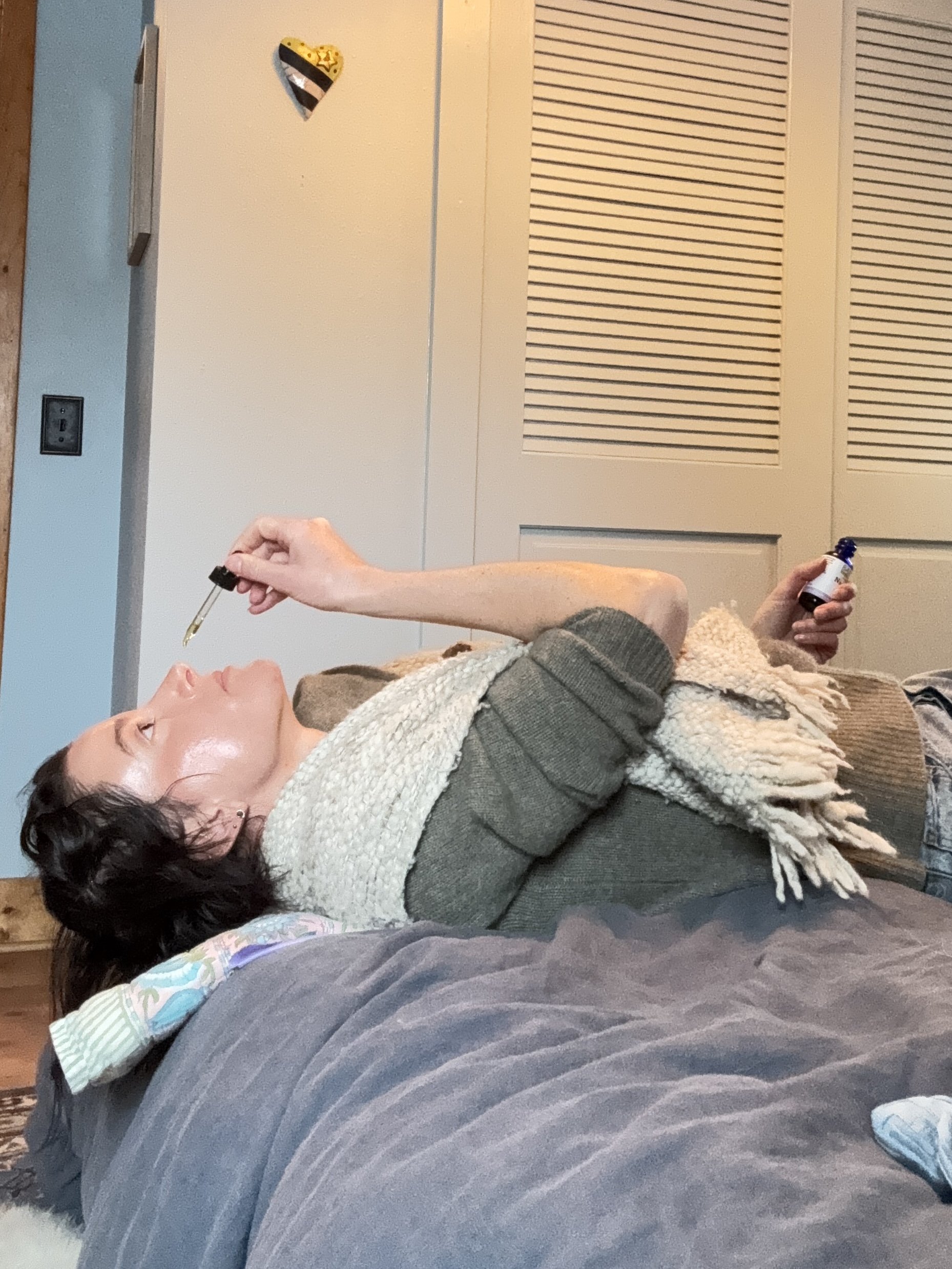 Nasya Oil: Your Seasonal Ritual for Clear Breathing and Lasting Wellness