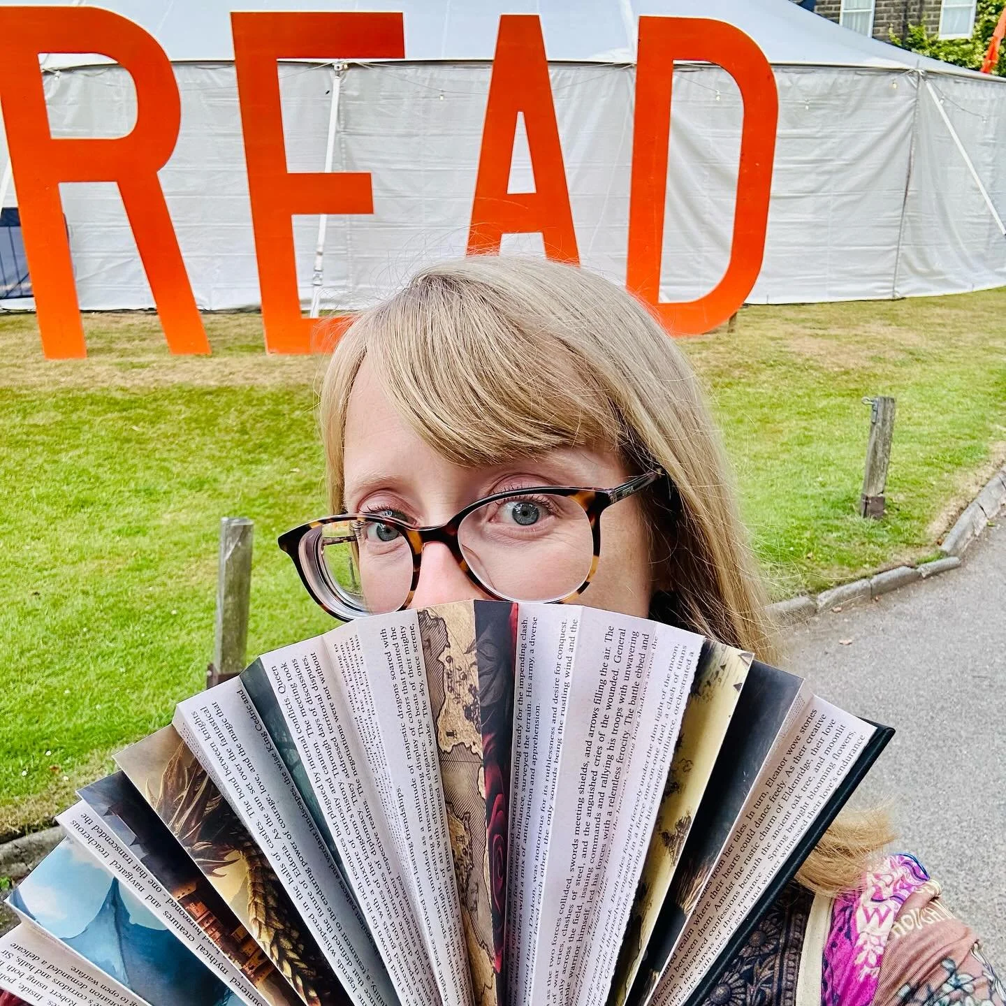 Missing @harrogatefestivals #TheakstonsCrime  Writing Festival already! 🔍❤️📚

Highlights included: 

🔍 Main stage special guests Attica Locke, Val McDermid, and Mick Herron (LOVE Slow Horses)
🔍 A fabulous DHH author lunch at the Ivy, &amp; murder