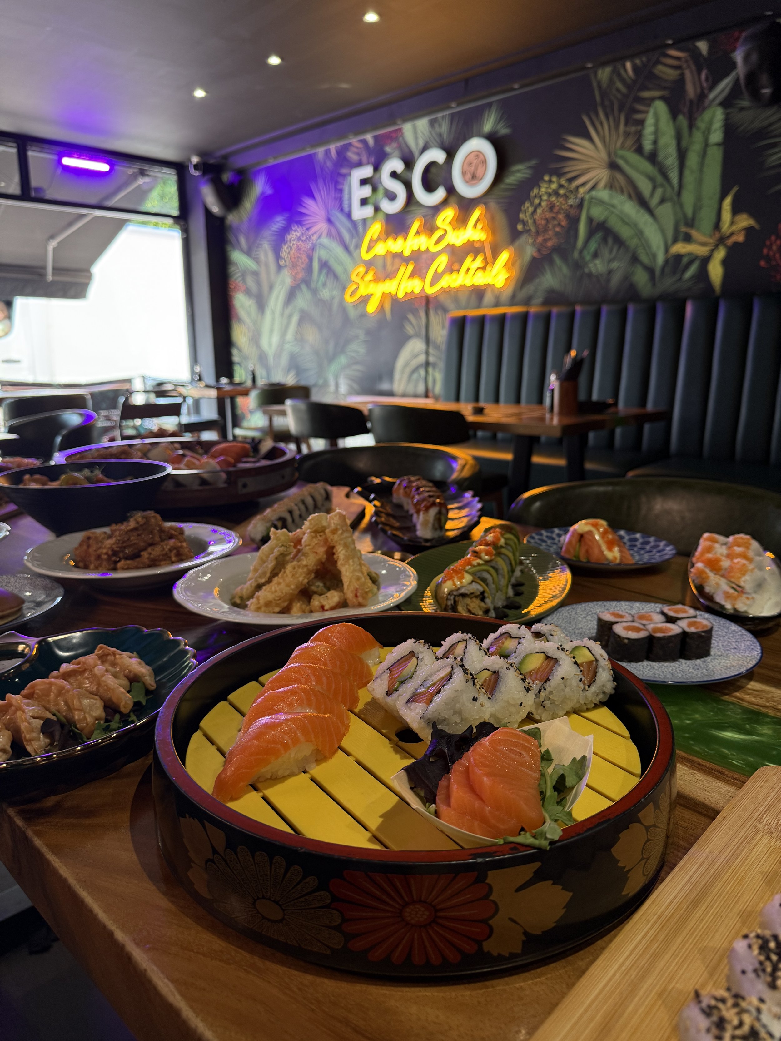 What's Included in ESCO's Bottomless Brunch in Fleet?