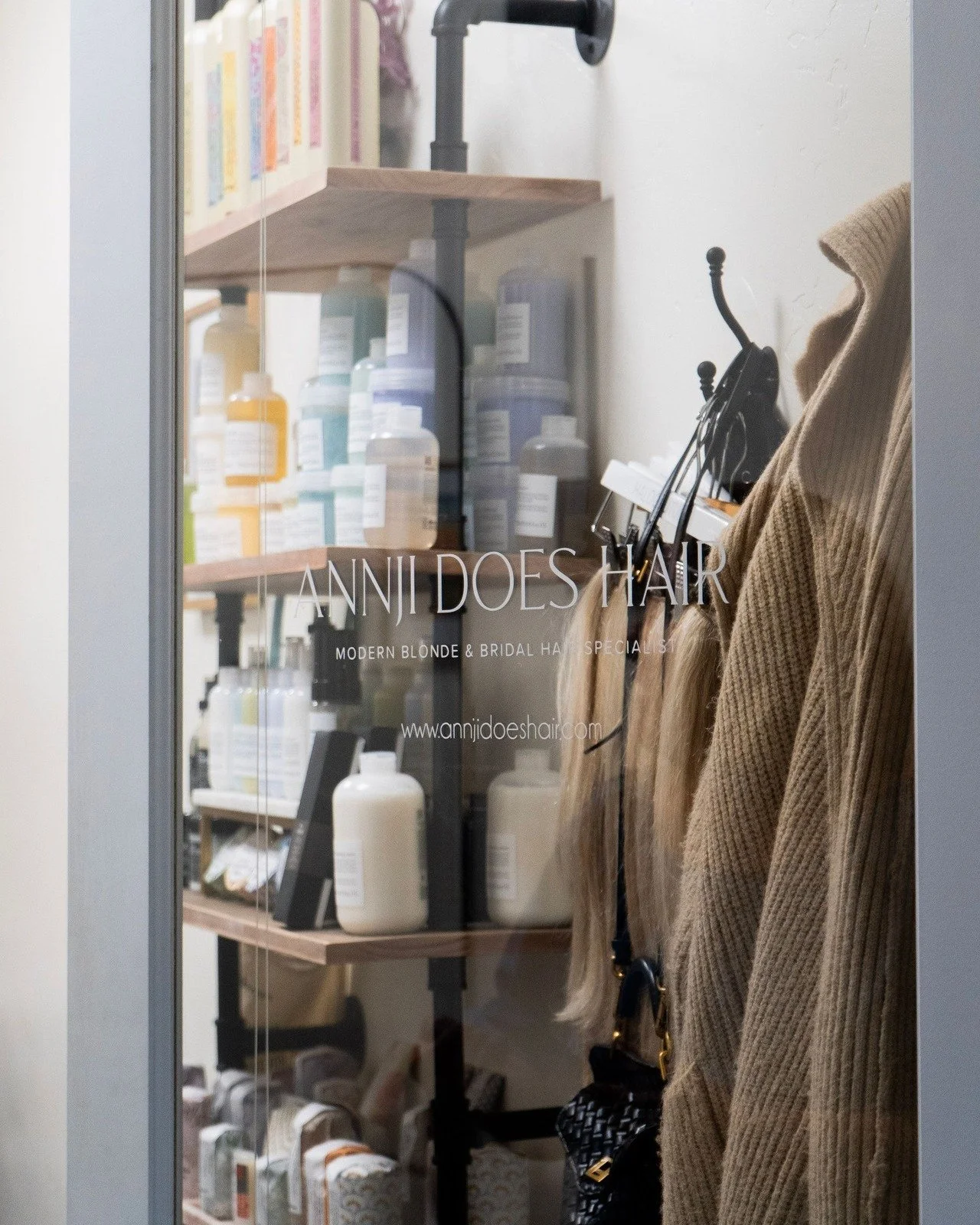 It&rsquo;s hard to believe it&rsquo;s been almost five months since I first opened this door &mdash; the door to a new chapter, a dream, and a space that feels entirely my own. ✨

When I envisioned this studio, I wanted it to be more than a place for