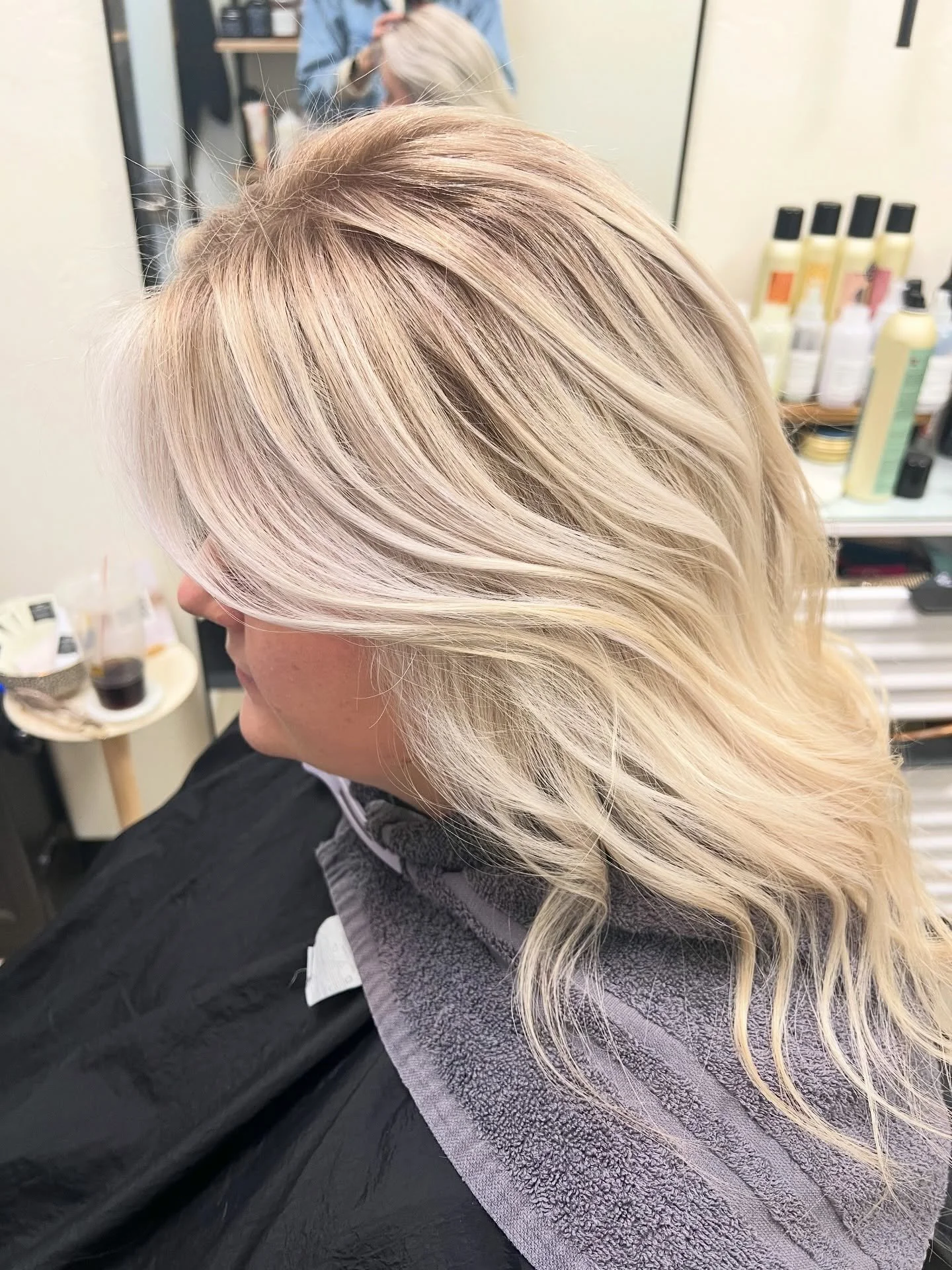 Have you ever looked in the mirror and thought&hellip;
&ldquo;I love being blonde&hellip; but why do I feel too blonde?&rdquo;

It happens more than you think.

My beautiful client came to her last appointment feeling exactly that. She didn&rsquo;t w