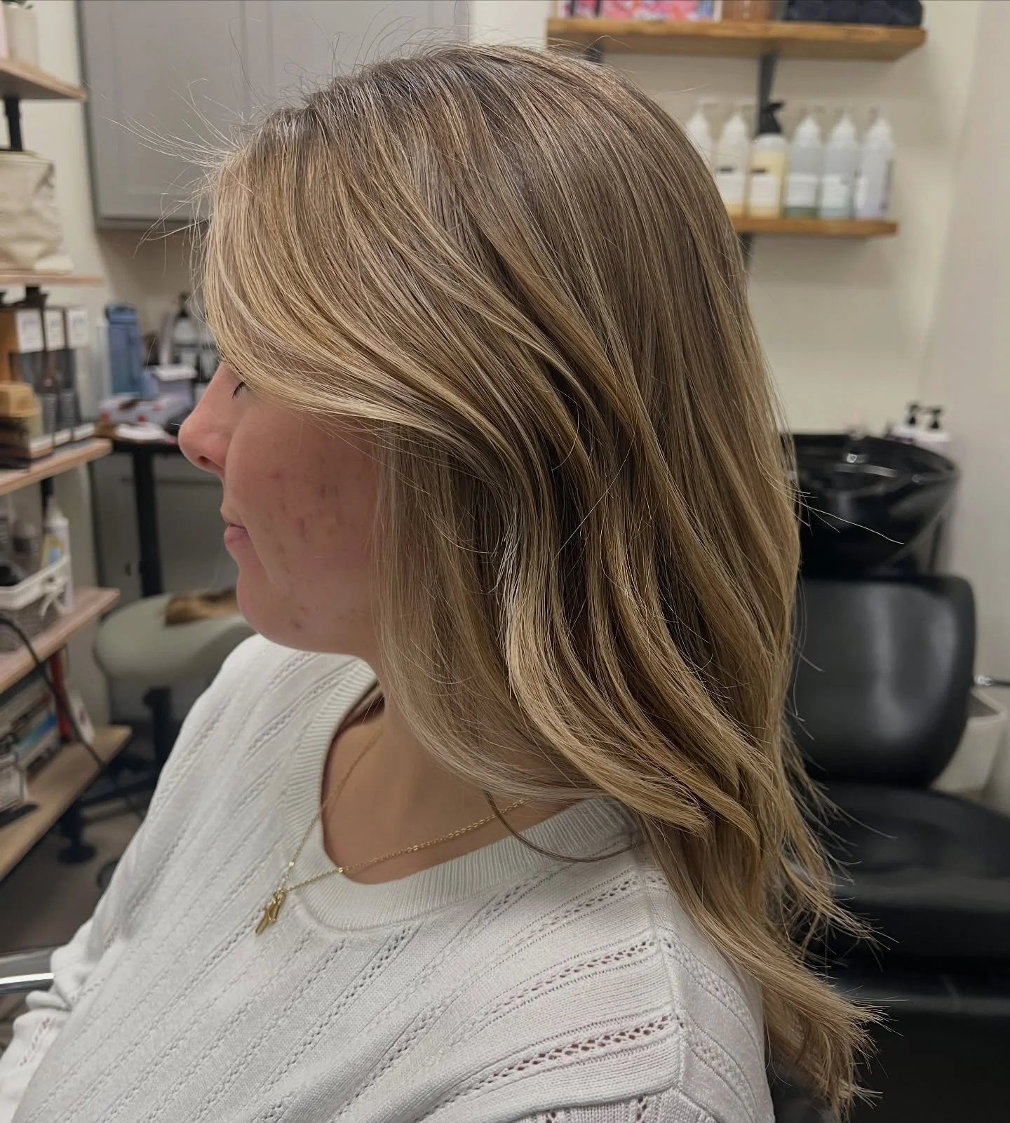 There is just something different about your wedding highlights ✨

It&rsquo;s not just a color appointment&hellip; it&rsquo;s the moment it all starts to feel real. 

The dress is chosen. 
The date is set. 
And now? 

We create the blonde that will l