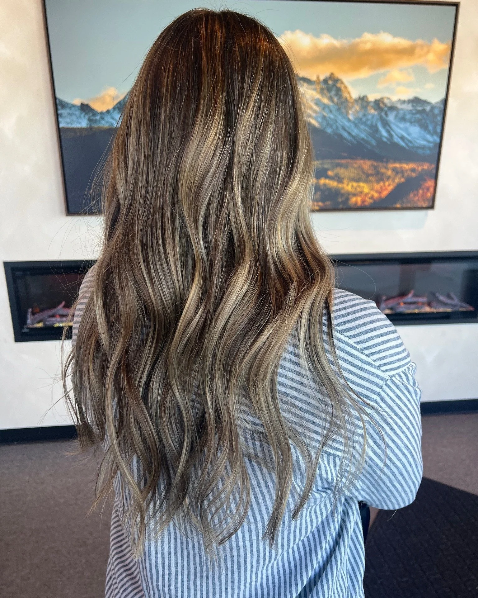 One of my beautiful, longtime clients sat in my chair and said something I hear from time to time:

&ldquo;My color just feels a little&hellip; out of balance.&rdquo;

Not too dark.
Not too light.
Just missing that sweet spot where everything feels h