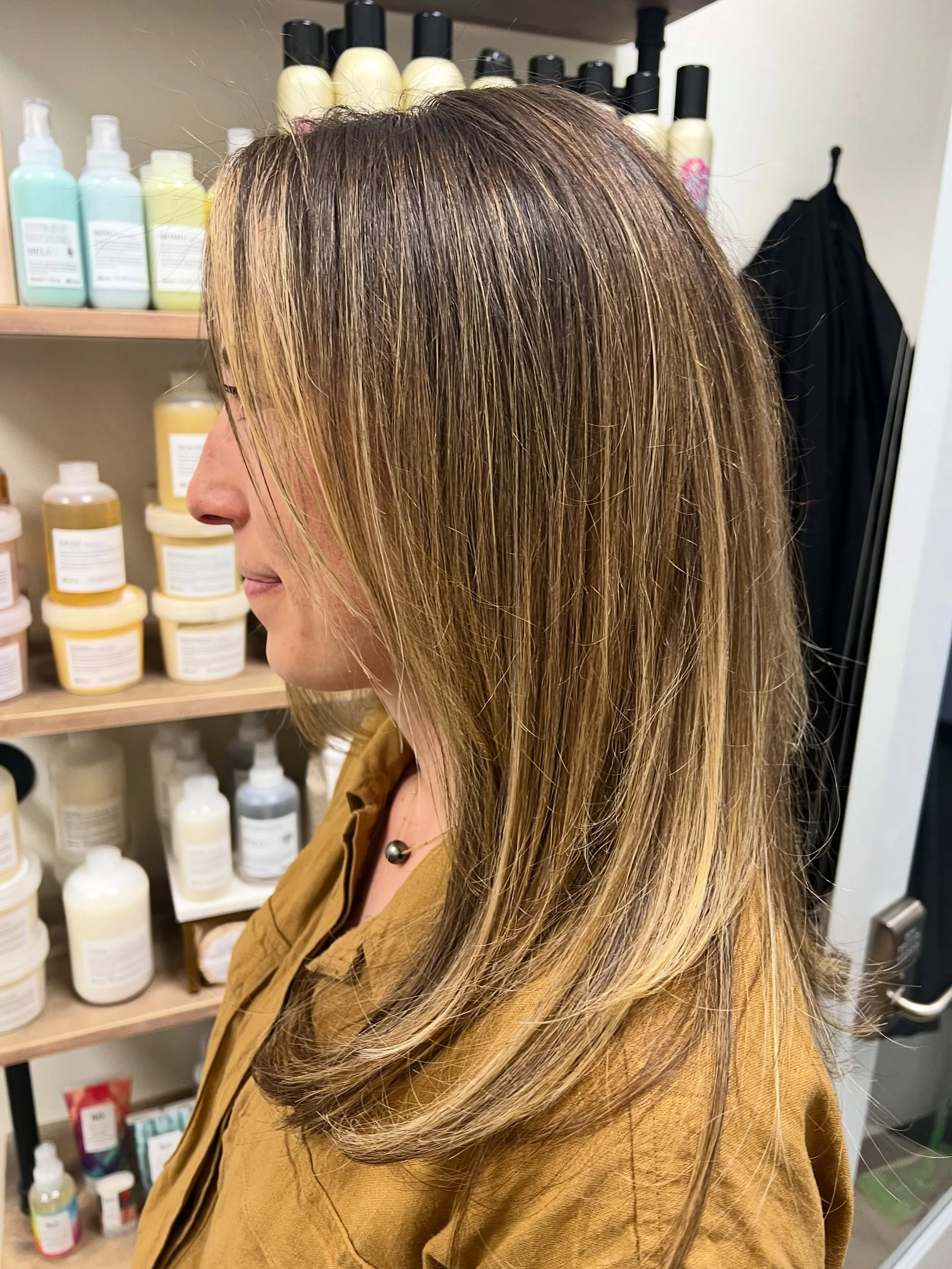 🚨 Your hair color is still changing long after you leave the salon.

One of the biggest things I teach my clients is that hair color isn&rsquo;t a one-day event&mdash;it&rsquo;s constantly evolving.

Here on the Western Slope, your hair is exposed t