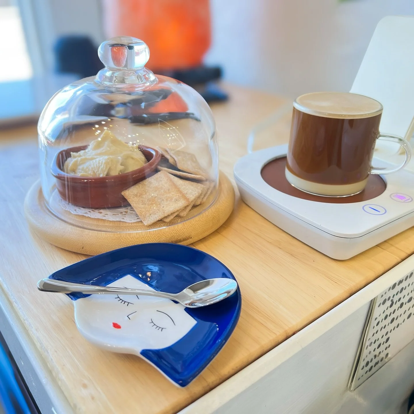 I believe busy Denver women deserve more than &ldquo;fine&rdquo;.

Small, thoughtful details can make your salon visit feel like a treat instead of another errand. From keeping your espresso warm during your appointment to offering complimentary serv