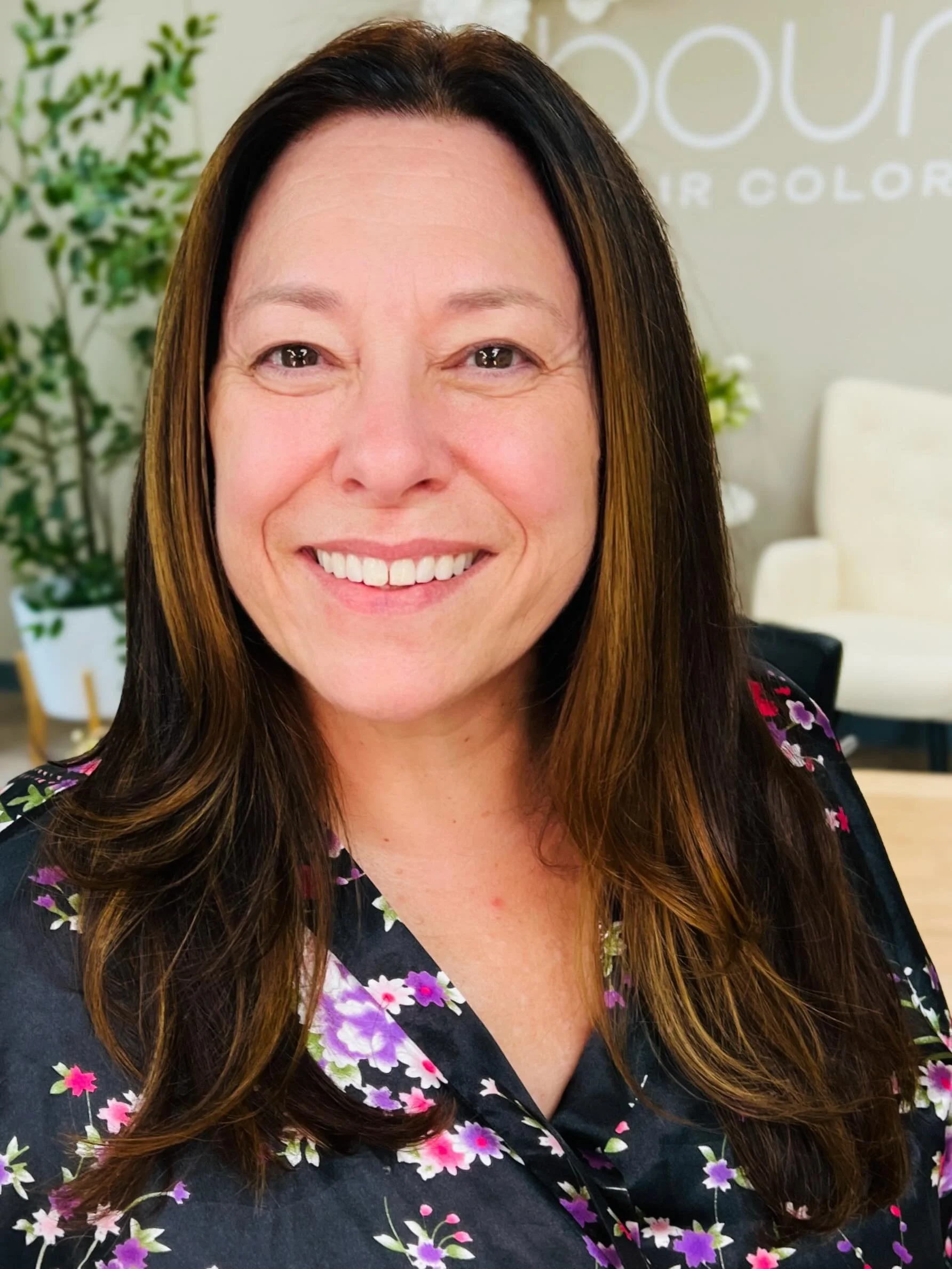 The best compliment isn&rsquo;t,
&ldquo;Who does your hair?&rdquo;

It&rsquo;s,
&ldquo;You look really good lately.&rdquo;

That&rsquo;s the kind of color I love creating. 🤎

Click the link in my bio to schedule your next appointment and let&rsquo;s