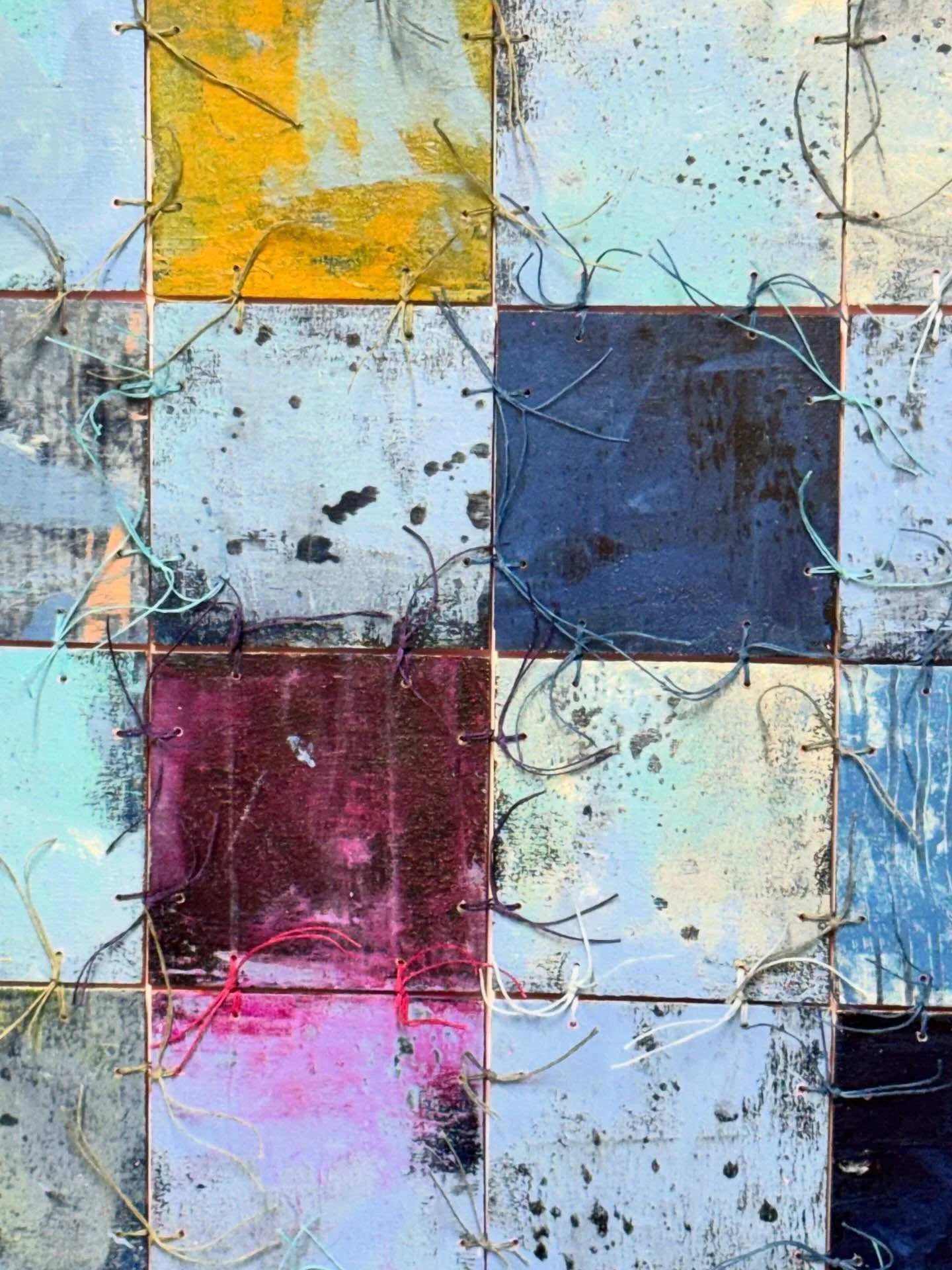 Something brewing? Hmmm&hellip;

#stitching #squares #textures #color