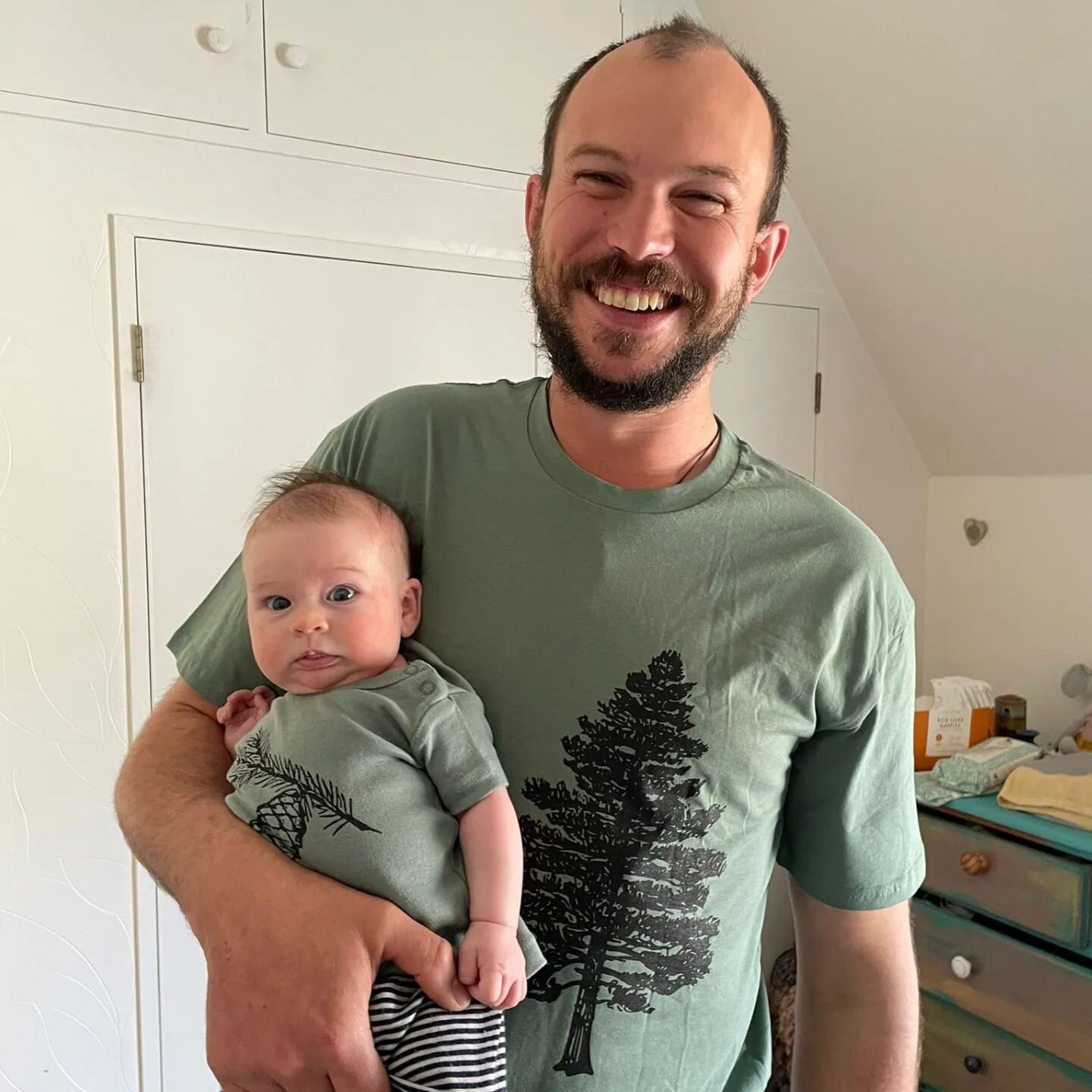 Daddy's little pine cone!! 🌲
#arboristsofinstagram #arboristlife #arbiristdad #fathersday #matchingoutfits #matchhairday #loveit