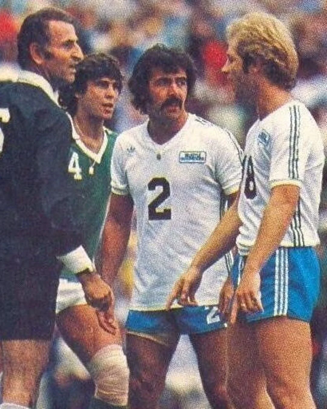 With 2️⃣ days until Eras of Legends, we're really down to hours before Brian Schmetzer brings Sounders onstage to tell the Sounders story of 50 years. You'll be well fed and hydrated and entertained on this social occasion. And Roger will learn that 