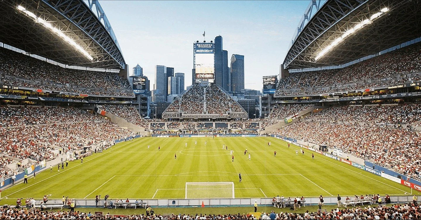 First installation of grass at 'Seattle Stadium' was 2003, for Manchester United-Celtic. One and done. This time around, at least 19 matches (Sounders, Reign, USWNT, FWC2026) will be played on grass, from April-July. #TBT