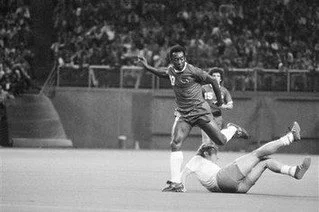 Today, April 9, marks the 50th anniversary of Seattle breaking the North American soccer attendance record. A capacity crowd of 58,218 watched the Kingdome's first sporting event, a friendly featuring the Sounders and Cosmos. Pel&eacute; (pic) would 