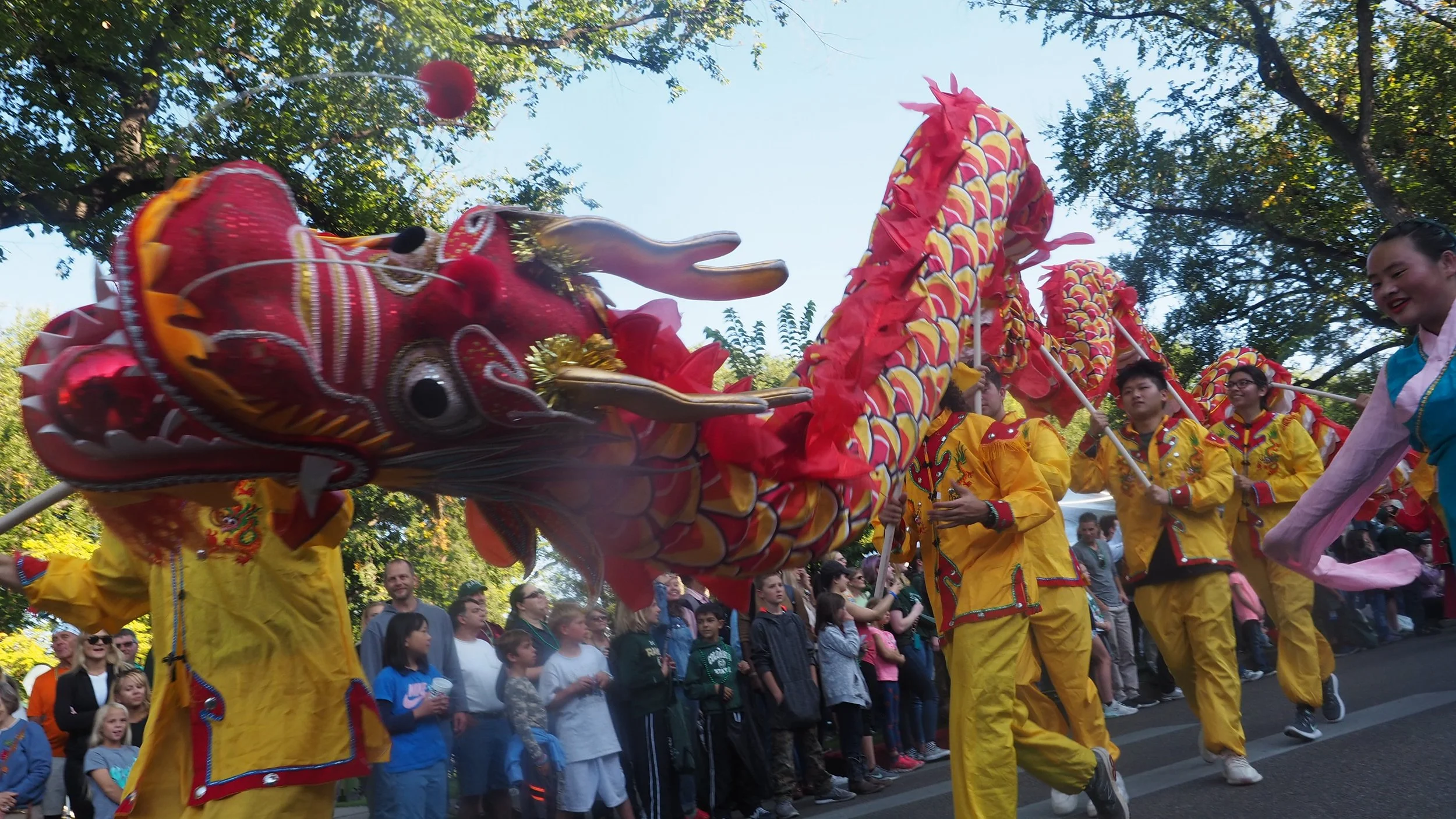 10.4.19_GJames_A+C_HomecomingParade_13.jpg