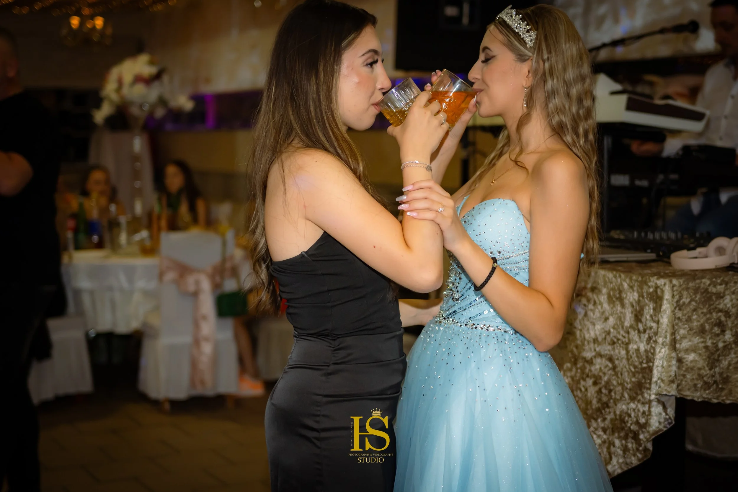 Laura 18th birthday hs-098.jpg