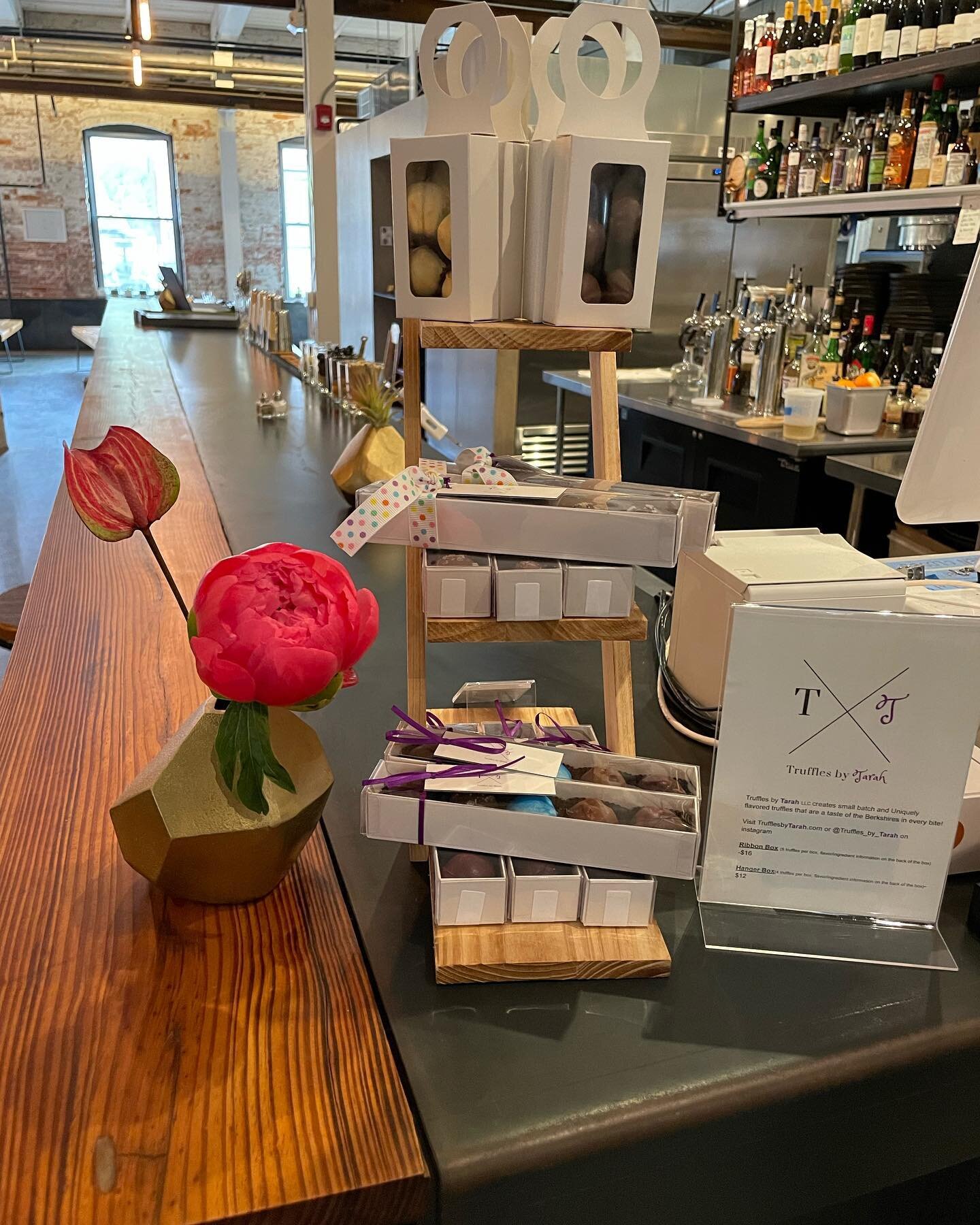 #mothersday is right around the corner! Looking for the perfect #mothersdaygift ? @truffles_by_tarah has the best #chocolatetruffles that mom is sure to love!!! Stop by @thebreakroomgw for dinner and grab some truffles for mom! Or visit @greylockwork